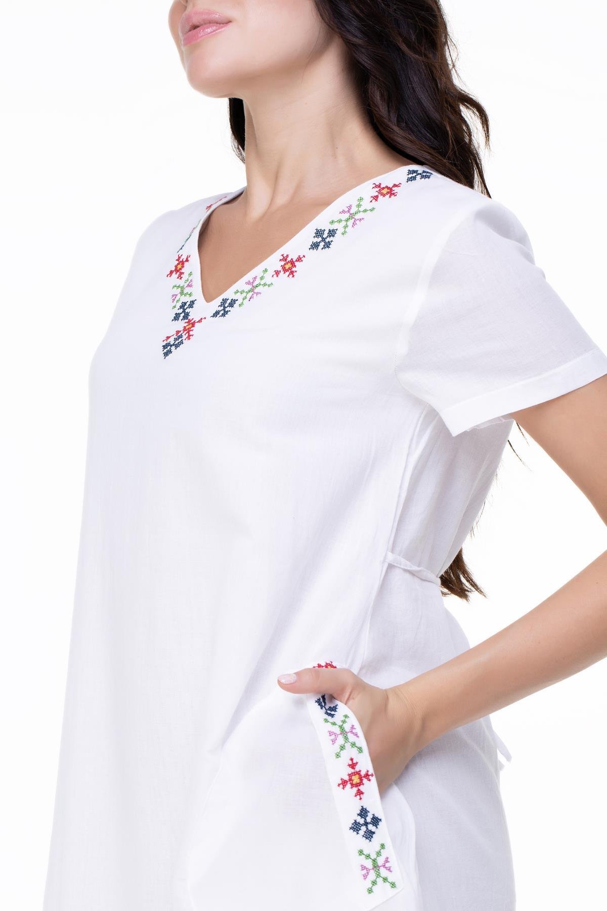 Kısa Kol Şile Bezi Mehtap Midi Boy Nakış Detaylı Elbise Beyaz Byz