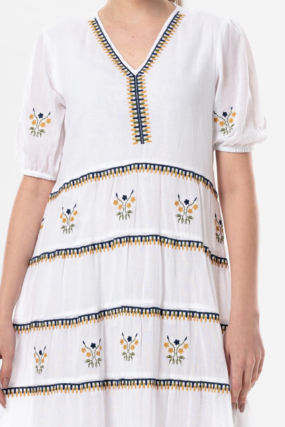 Kısa Kol Vual Nakışlı V Yaka Reyhan Uzun Yazlık Otantik Elbise Beyaz Byz