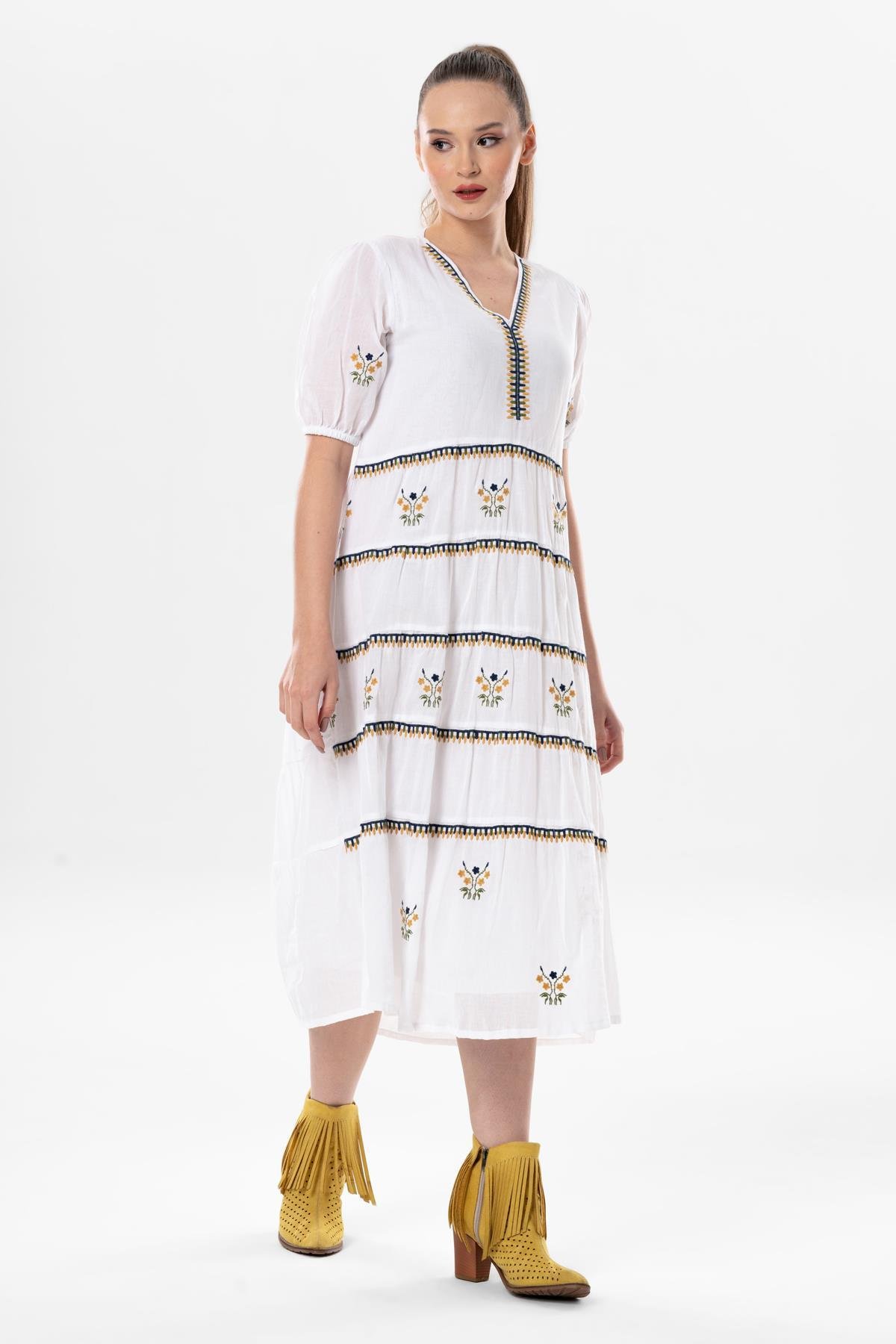 Kısa Kol Vual Nakışlı V Yaka Reyhan Uzun Yazlık Otantik Elbise Beyaz Byz