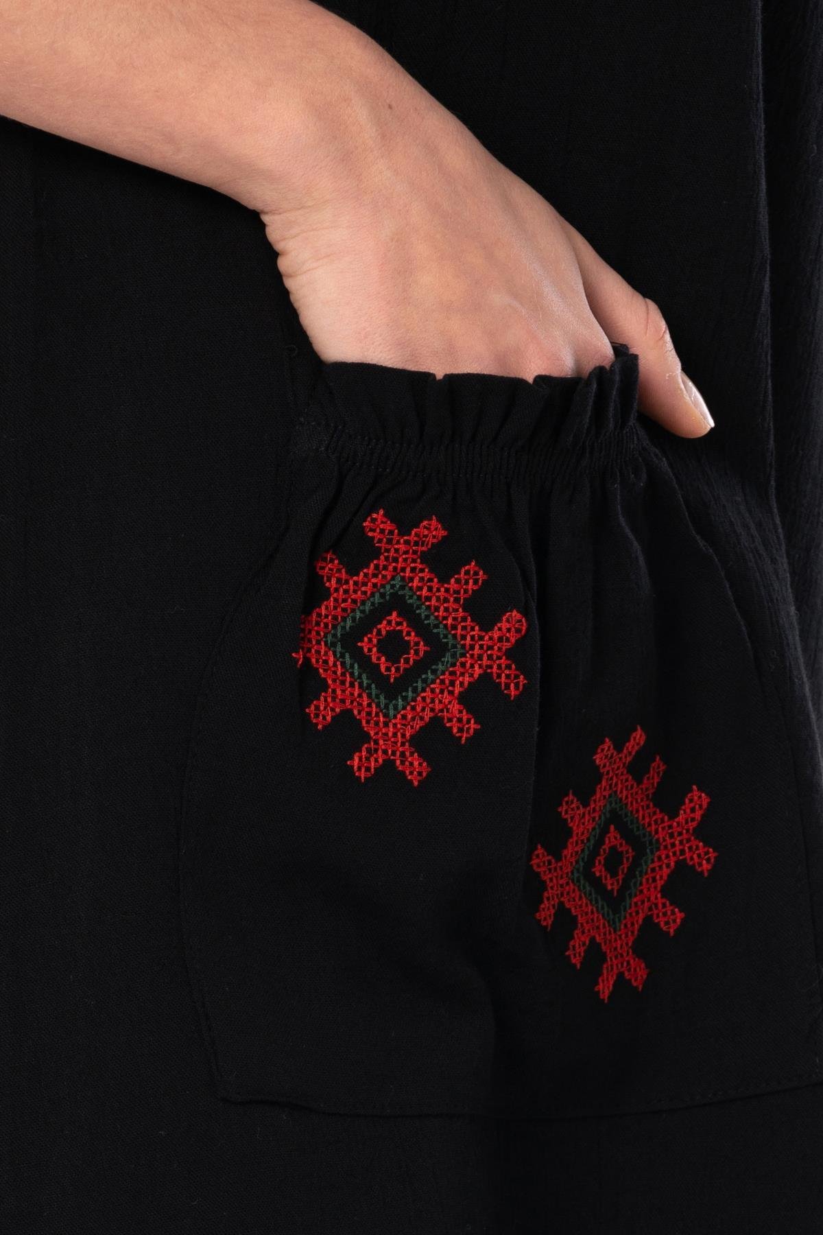 Kolsuz Şile Bezi Kruvaze Yaka Nakışlı Tülin Midi Boy Yazlık Otantik Elbise Siyah Syh