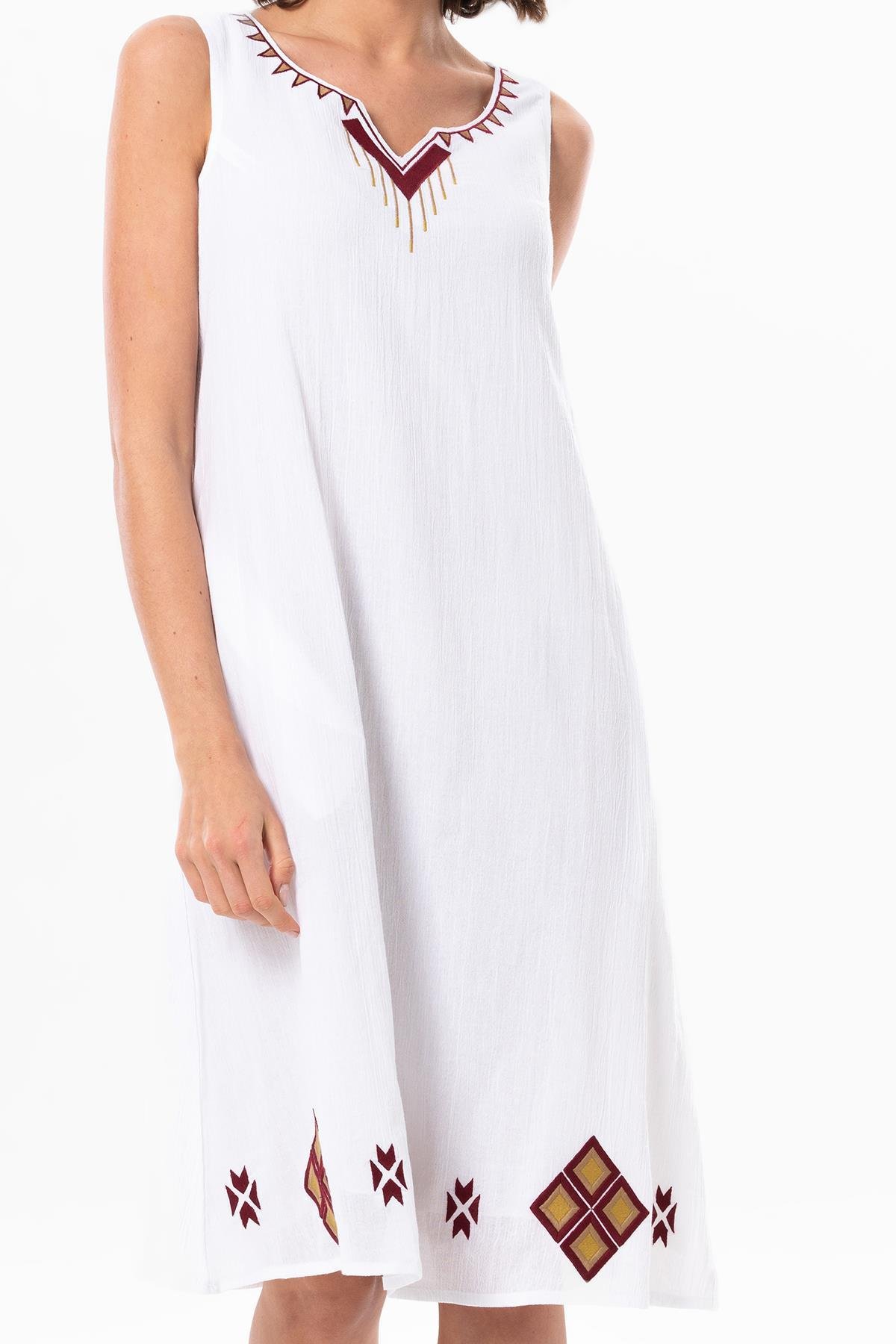 Kolsuz Şile Bezi Lilyum Nakışlı Kısa Yazlık Otantik Elbise Beyaz Byz