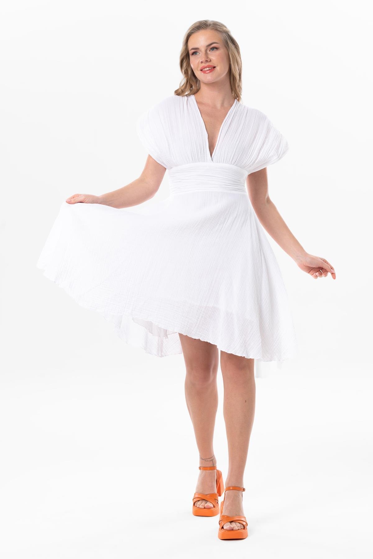 Kolsuz Sırt Detaylı V Yaka Laodikya Mini Yazlık Müslin Elbise Beyaz Byz