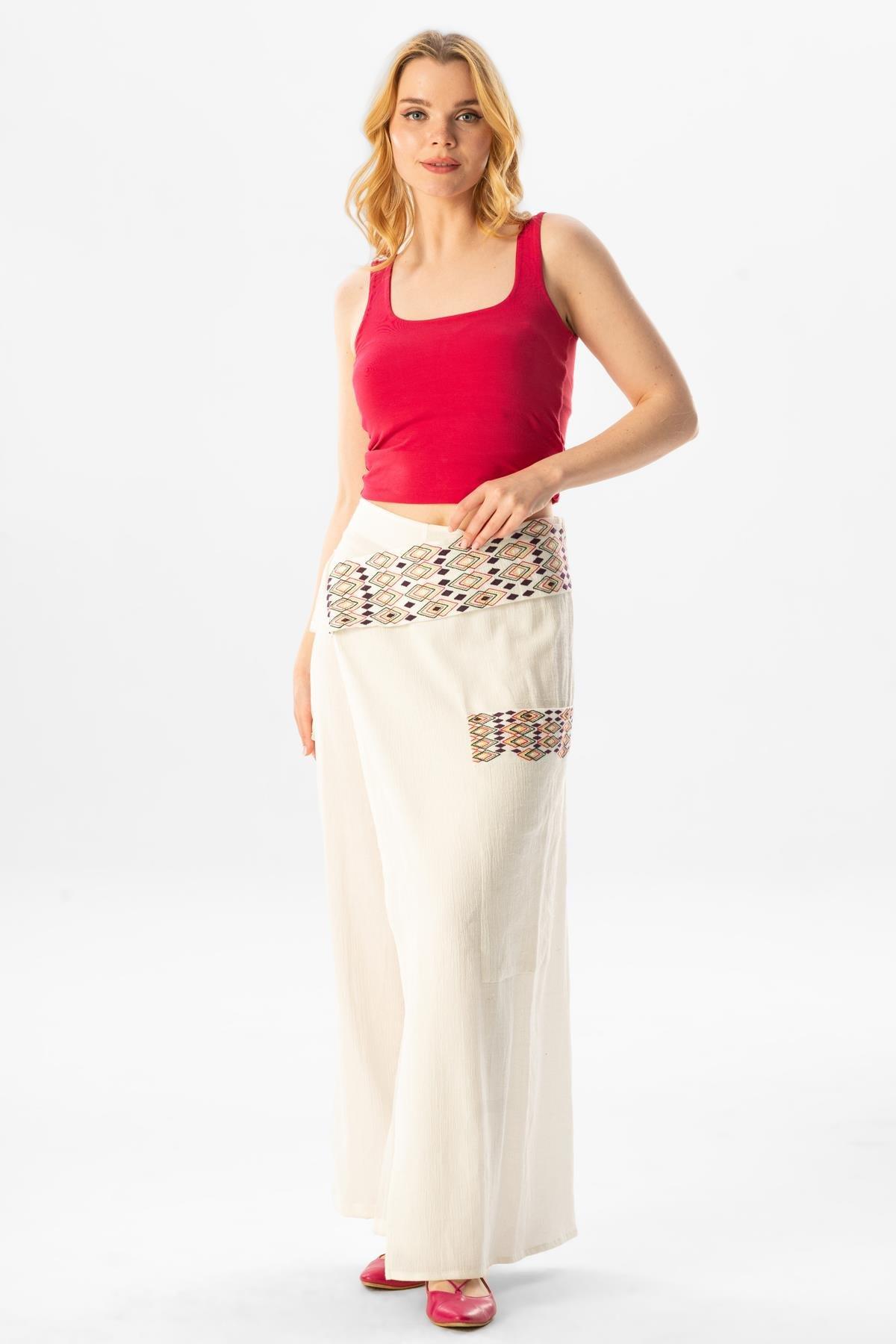 Kumru Şile Bezi Nakışlı Bağlama Detaylı Yazlık Otantik Pantolon Krem Krm