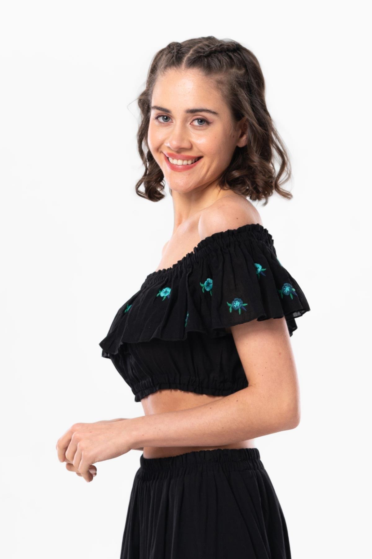 Lavinya Vual Lastik Detaylı Nakışlı Yazlık Crop Bluz Siyah Syh