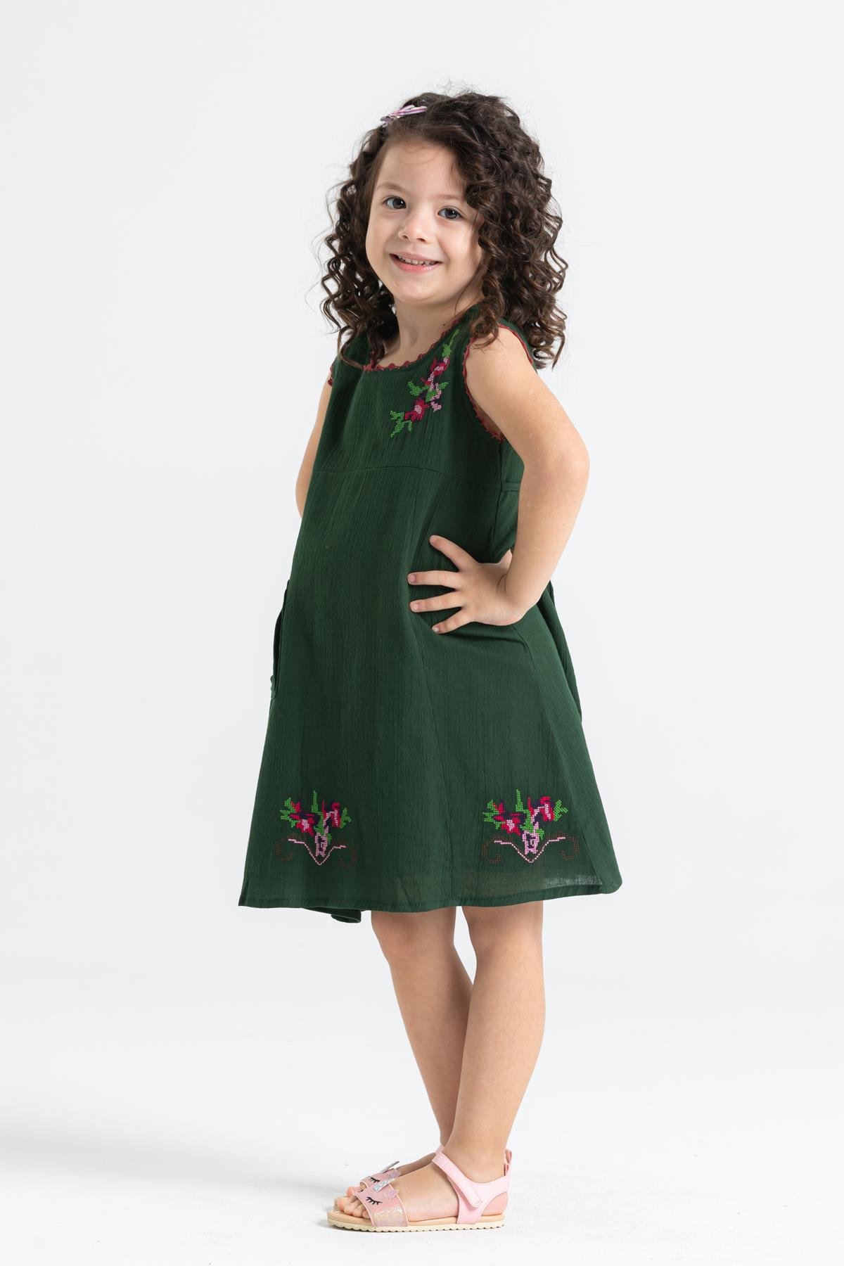 Toptan Burçak Şile Bezi Çocuk Elbise Yeşil