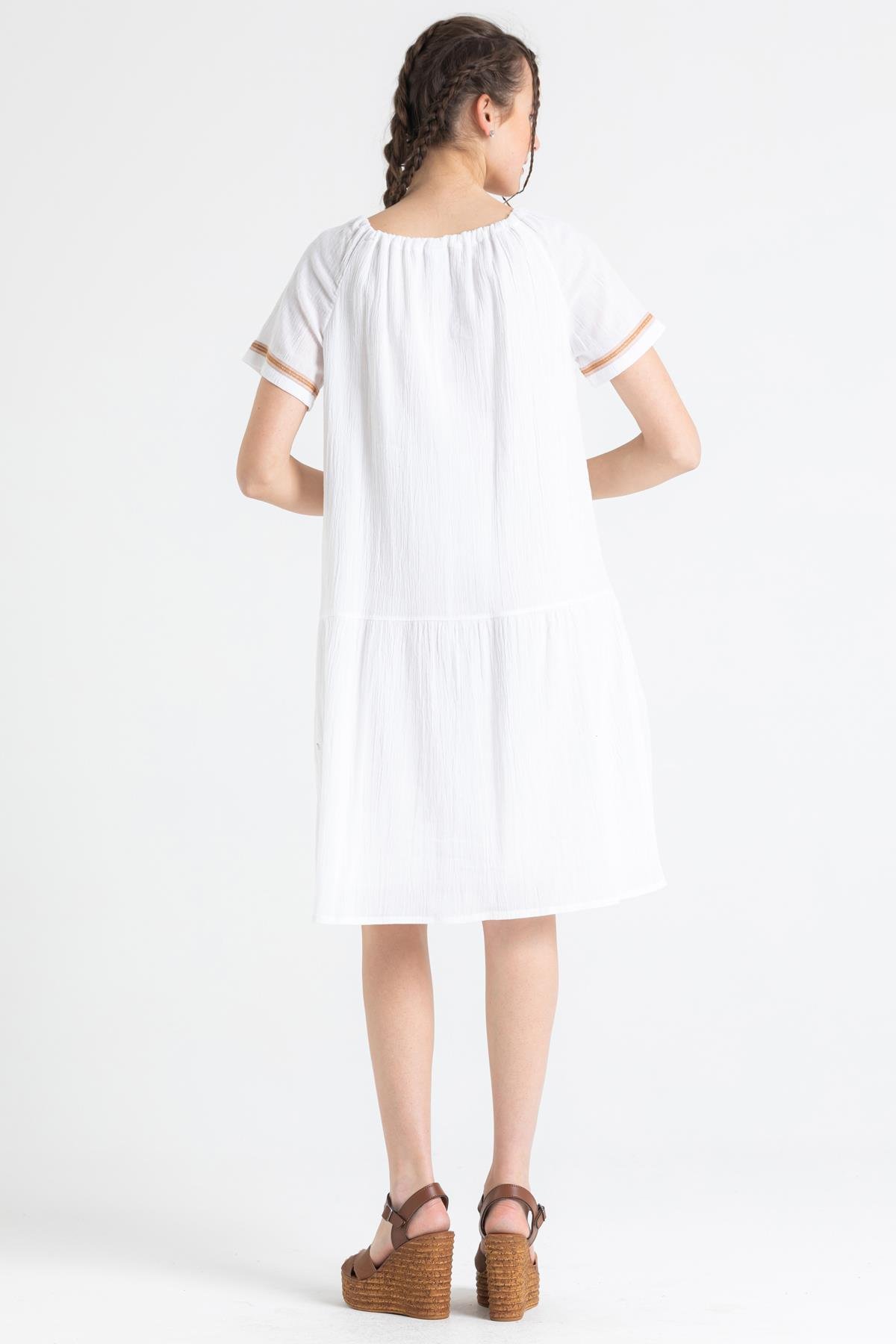 Toptan Kısa Kol Şile Bezi Yasmin Nakışlı Kısa Elbise Beyaz