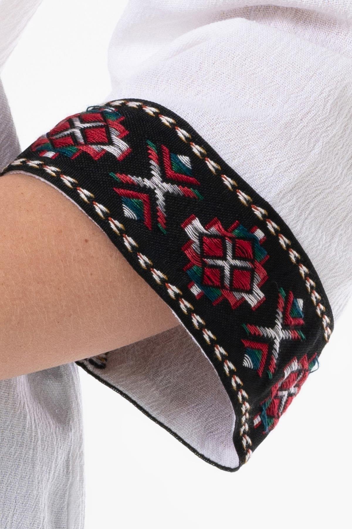 Truvakar Kol V Yaka Nakışlı Talya Şile Bezi Yazlık Bluz Beyaz Byz