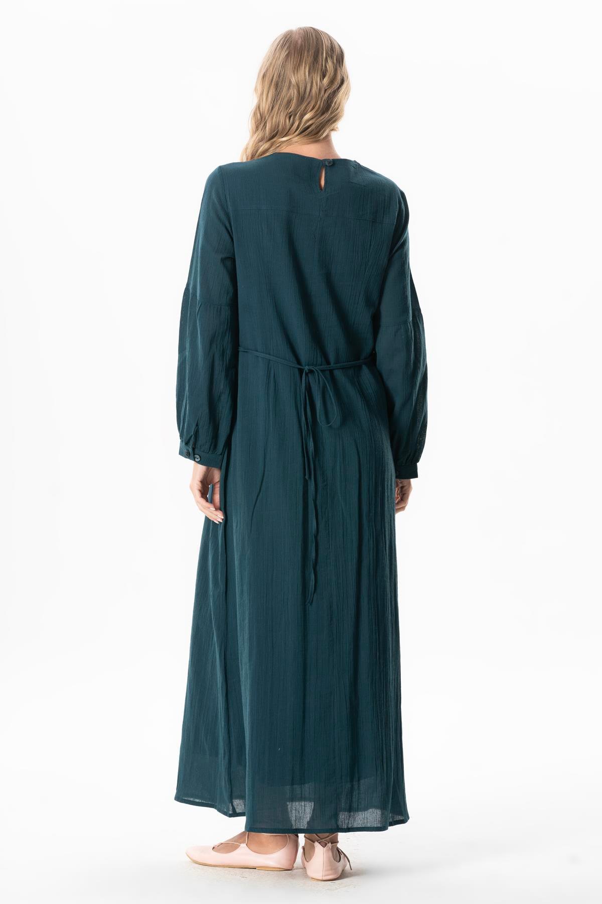 Uzun Kol Şile Bezi Gülşah Bisiklet Yaka Nakışlı Uzun Yazlık Elbise Petrol Ptrl