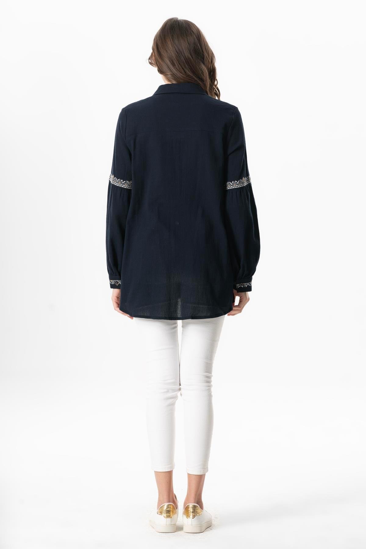 Uzun Kol Şile Bezi Maviş Nakış İşlemeli Yazlık Gömlek Lacivert Lcvt
