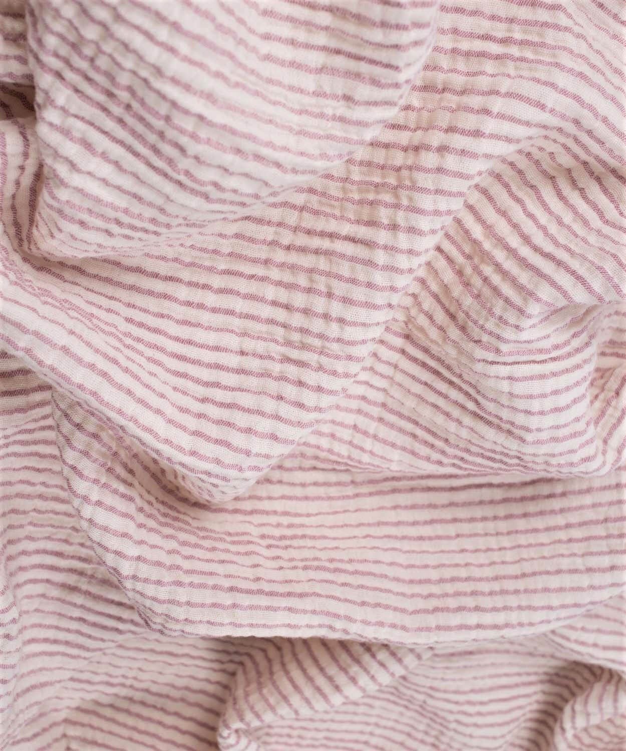 100267-1455CigitÇizgili Müslin Battaniye 90x100 cm gül kurusu çizgili