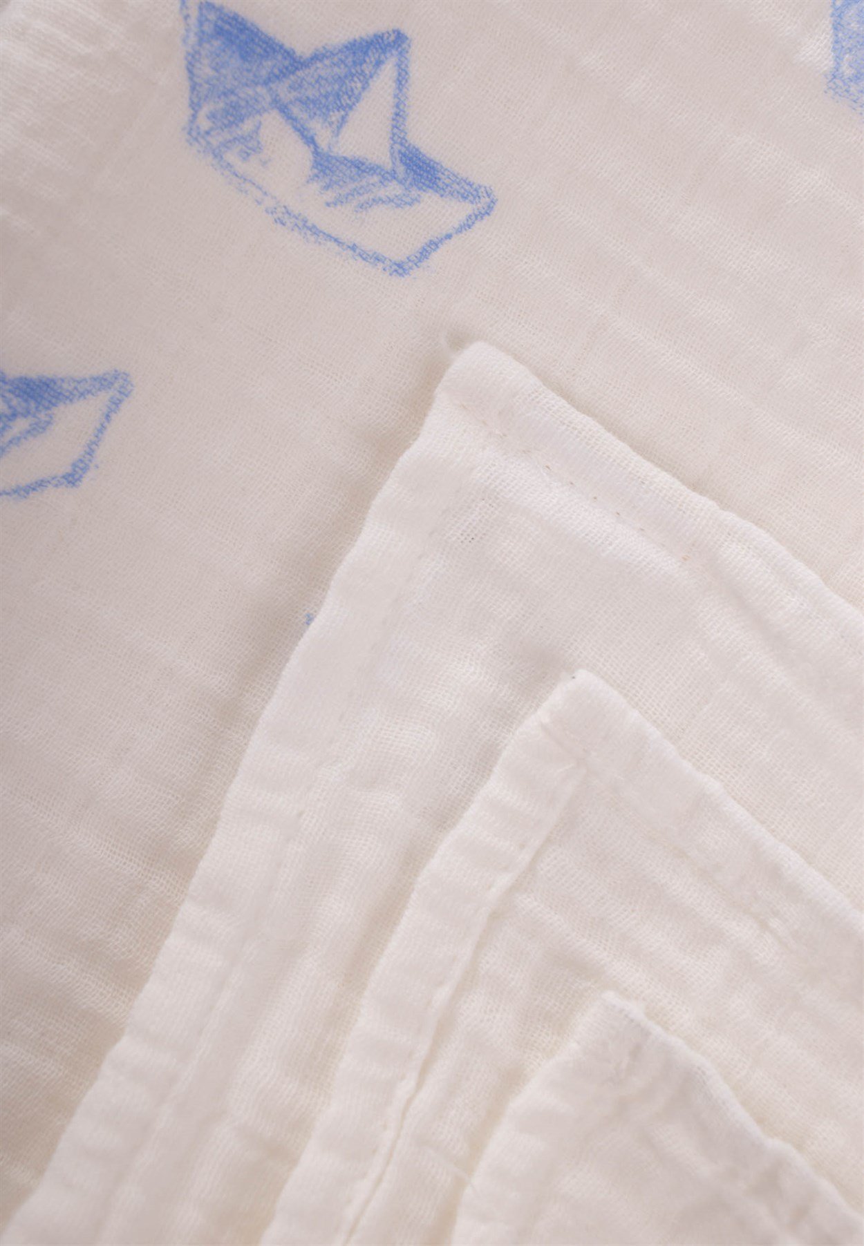 100339 - 5056CigitKayık Baskılı Tekkat Müslin Battaniye 100X120 Cm BEYAZ