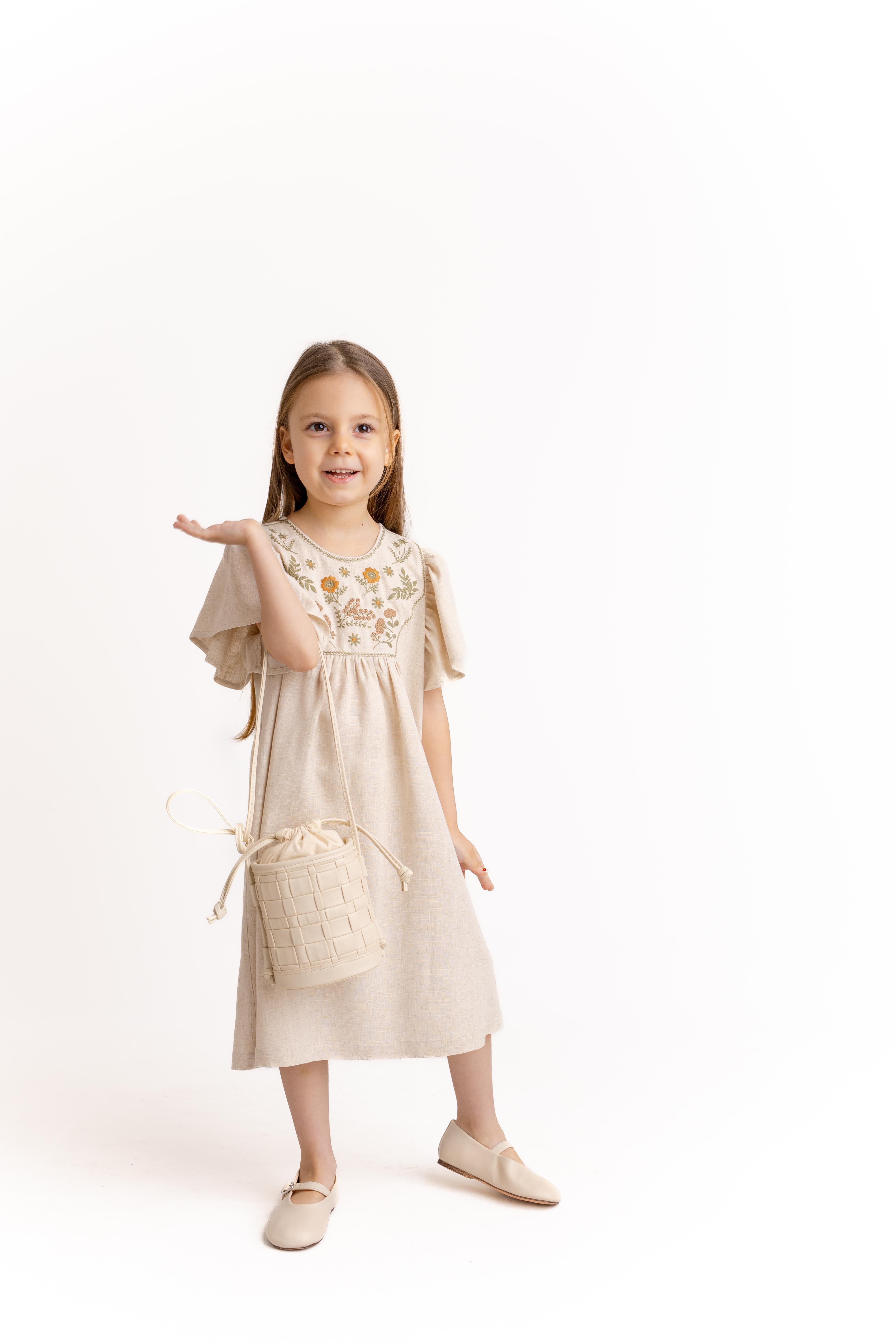 CigitRobası Nakışlı Keten Elbise 2-7 Yaş NATUREL