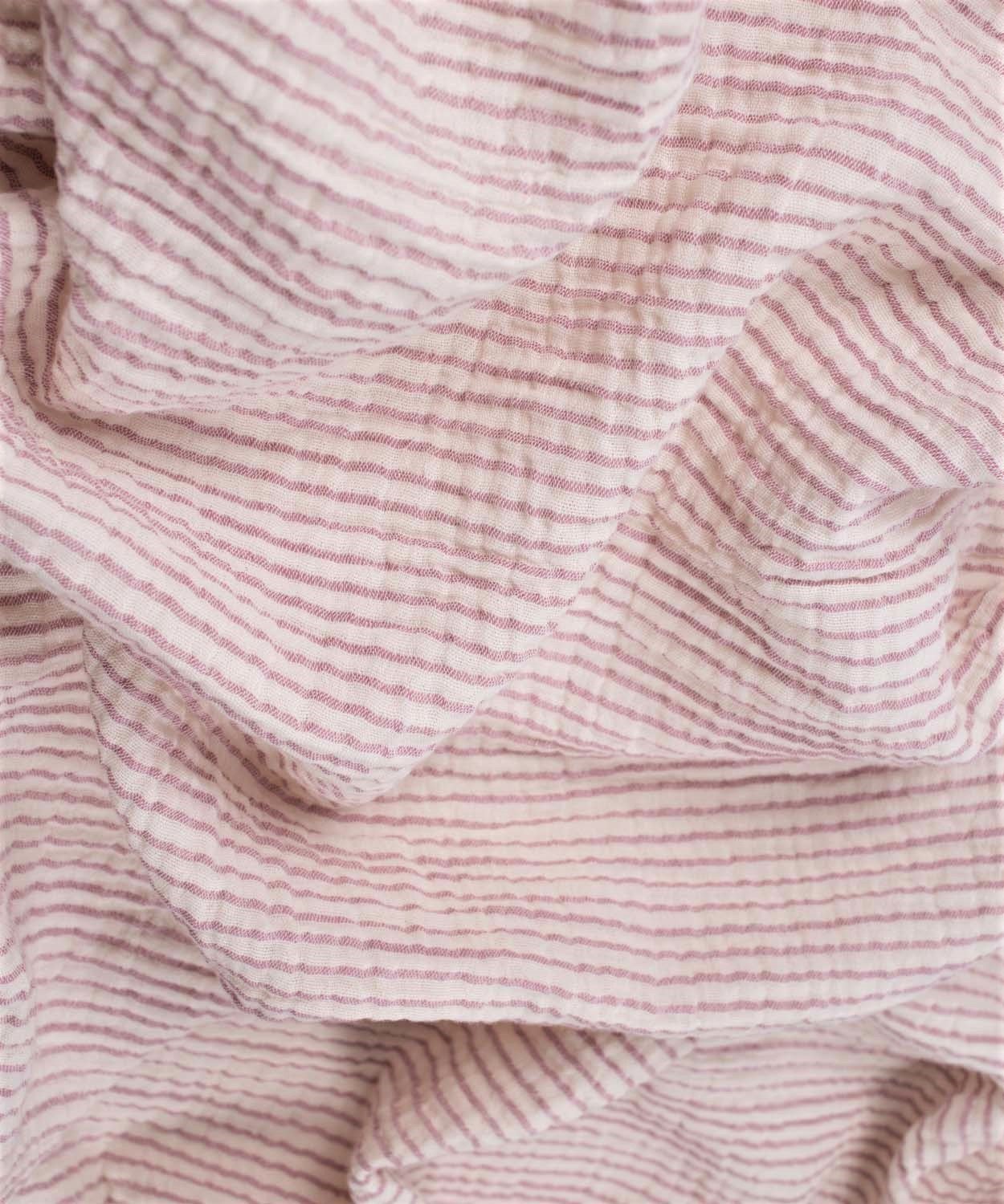 100267-319Çizgili Müslin Battaniye 90x100 cm Pembe Çizgili - www.cigit.com.trCigitÇizgili Müslin Battaniye 90x100 cm Pembe Çizgili
