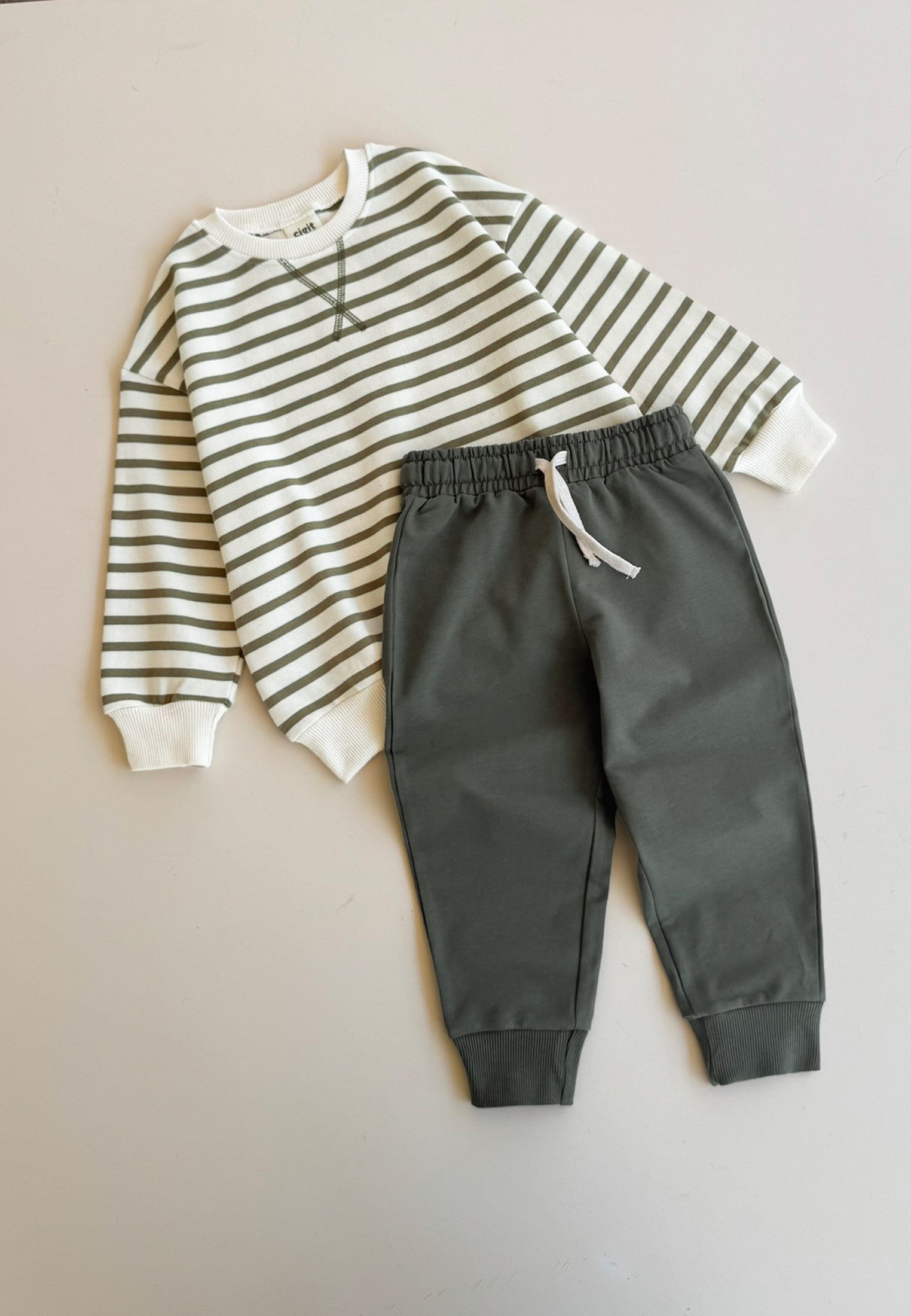 CigitÇizgili Sweatshirt Takım 2-8 Yaş Yeşil Çizgili