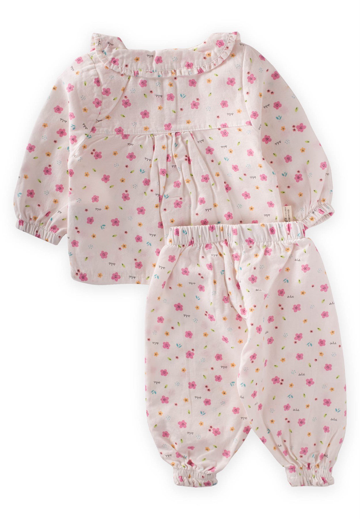 50250 - 5001Desenli Bebe Yaka Geniş Kesim Pijama Takım 0-3 Yaş Ekru - CigtCigitDesenli Bebe Yaka Geniş Kesim Pijama Takım 0-3 Yaş Ekru