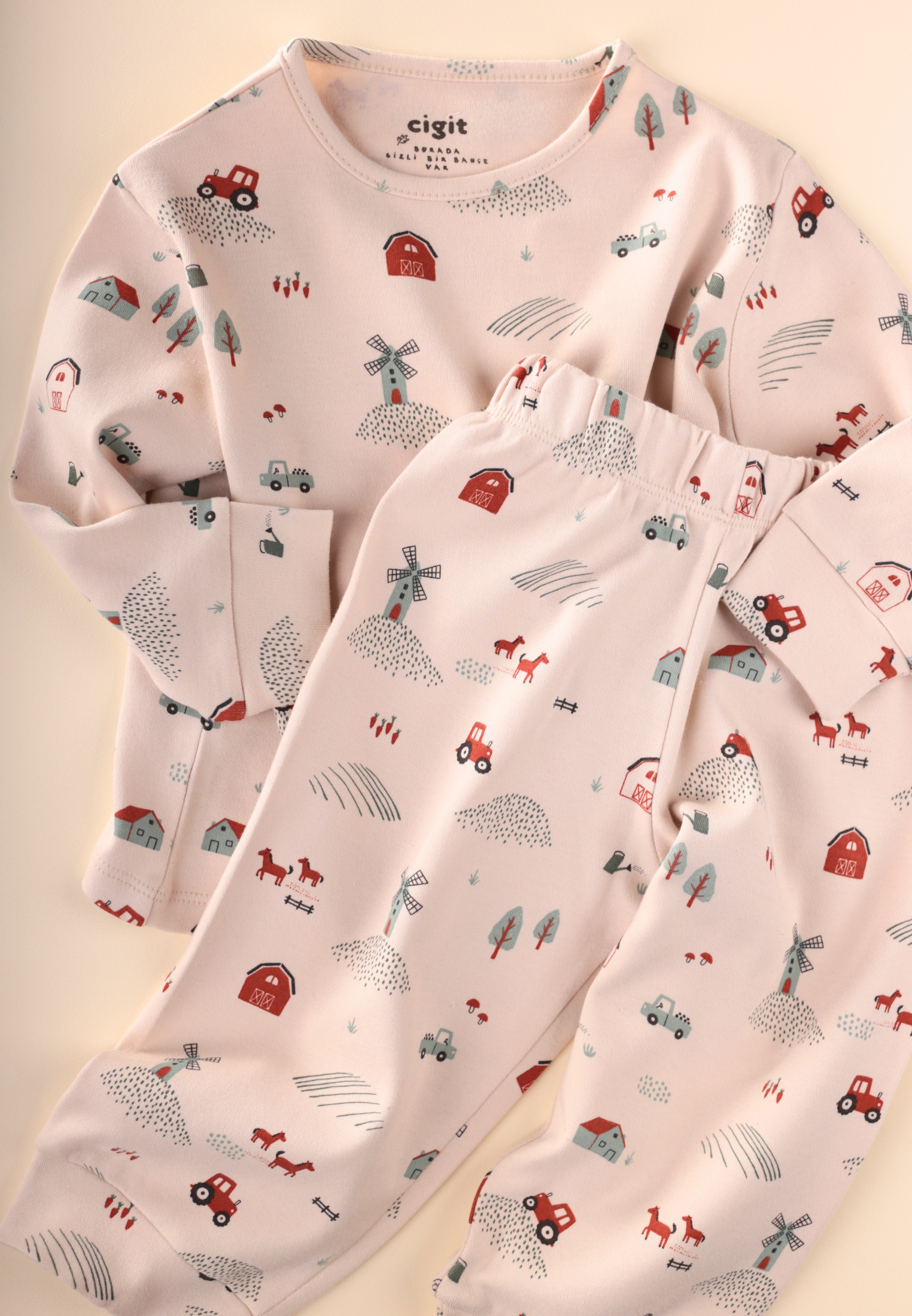 CigitDesenli Mevsimlik Pijama Takım 1-7 Yaş Çiftlik Desen