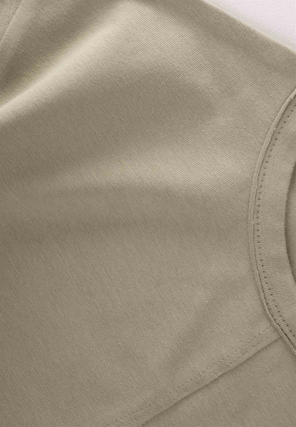 62558 - 5026CigitLow Sleeve Front Cut-Out T-Shirt 2-8 Ages Khaki Green