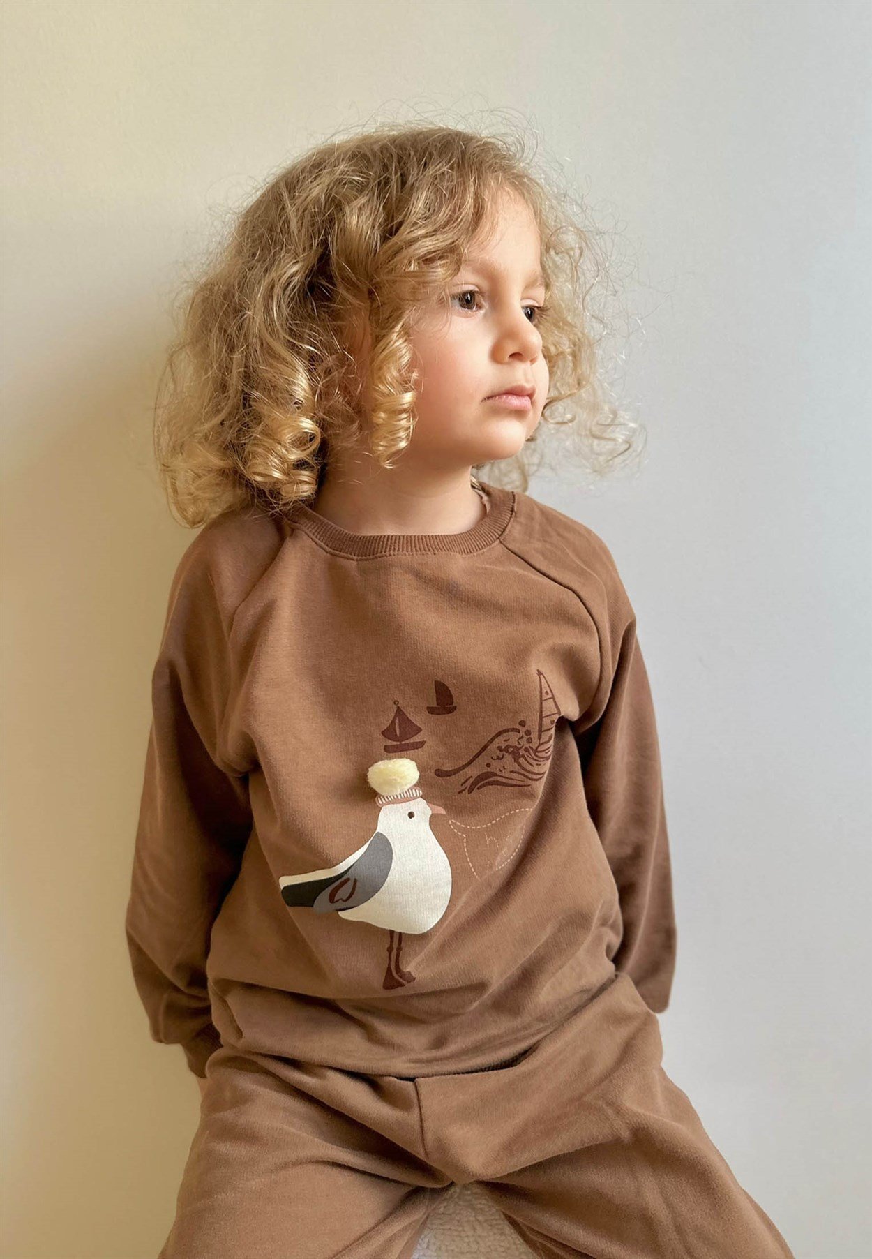 CigitKuş Baskılı Sweatshirt 2-8 Yaş Koyu Kahve