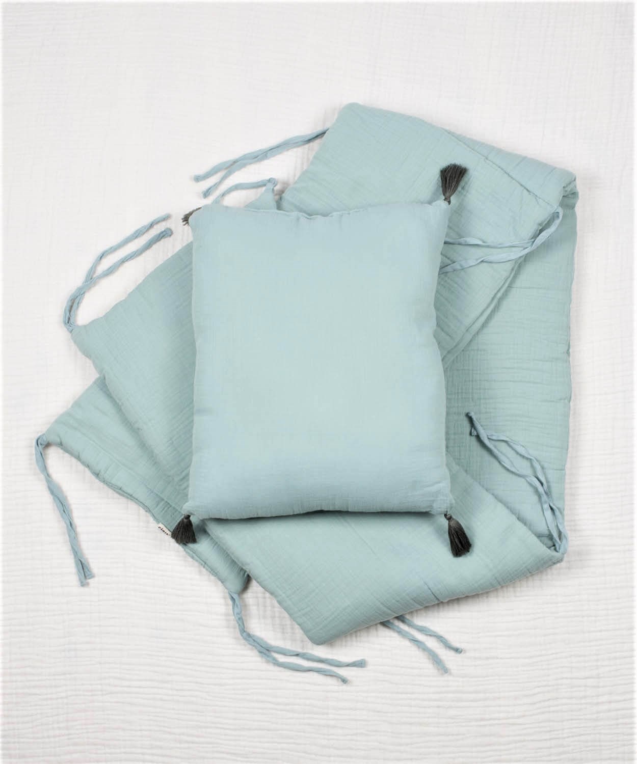 100151-20Müslin Bebek Yatak Koruma Yastık Seti (Yıkanmıştır) 32X180 cm +/- 2 cm Mint Yeşil - CigitCigitMüslin Bebek Yatak Koruma Yastık Seti (Yıkanmıştır) 32X180 cm +/- 2 cm Mint Yeşil