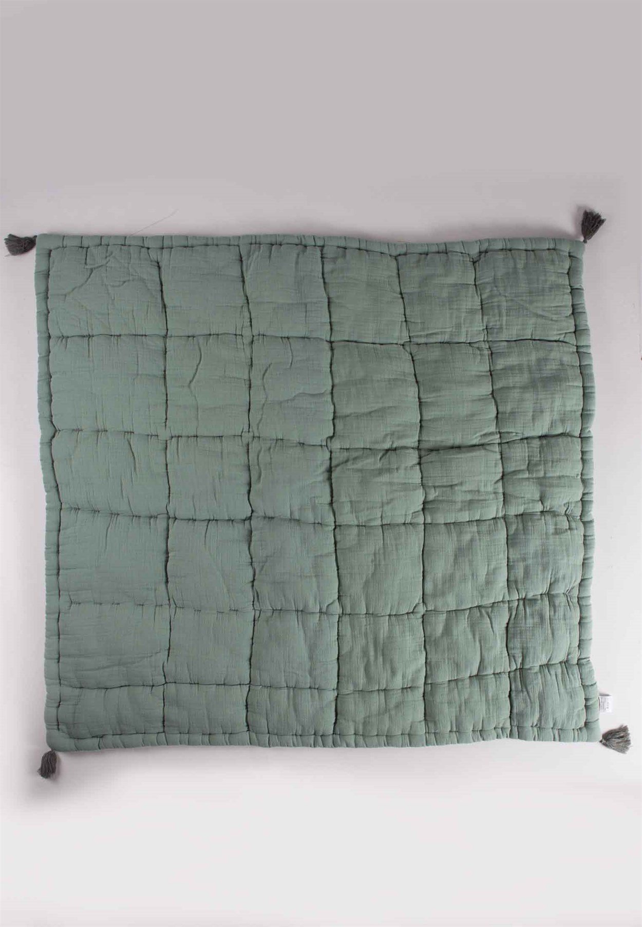 100180 - 58Yeni Sezon - Müslin Çocuk Oyun Minderi (Yıkanmıştır) 100X100 cm YeşilCigitMüslin Çocuk Oyun Minderi (Yıkanmıştır) 100X100 cm Yeşil