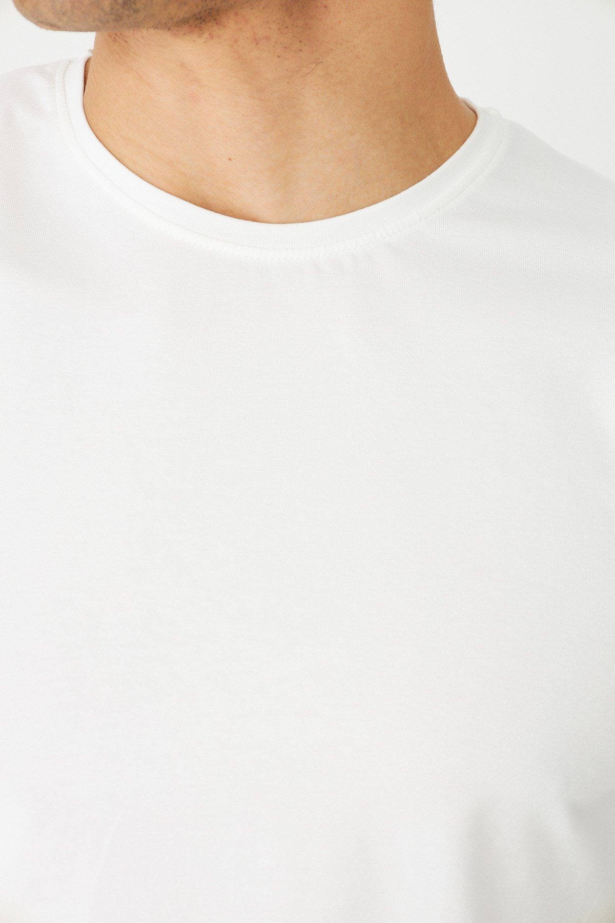 White StoneBeyaz Bisiklet Yaka Basic Erkek T-Shirt