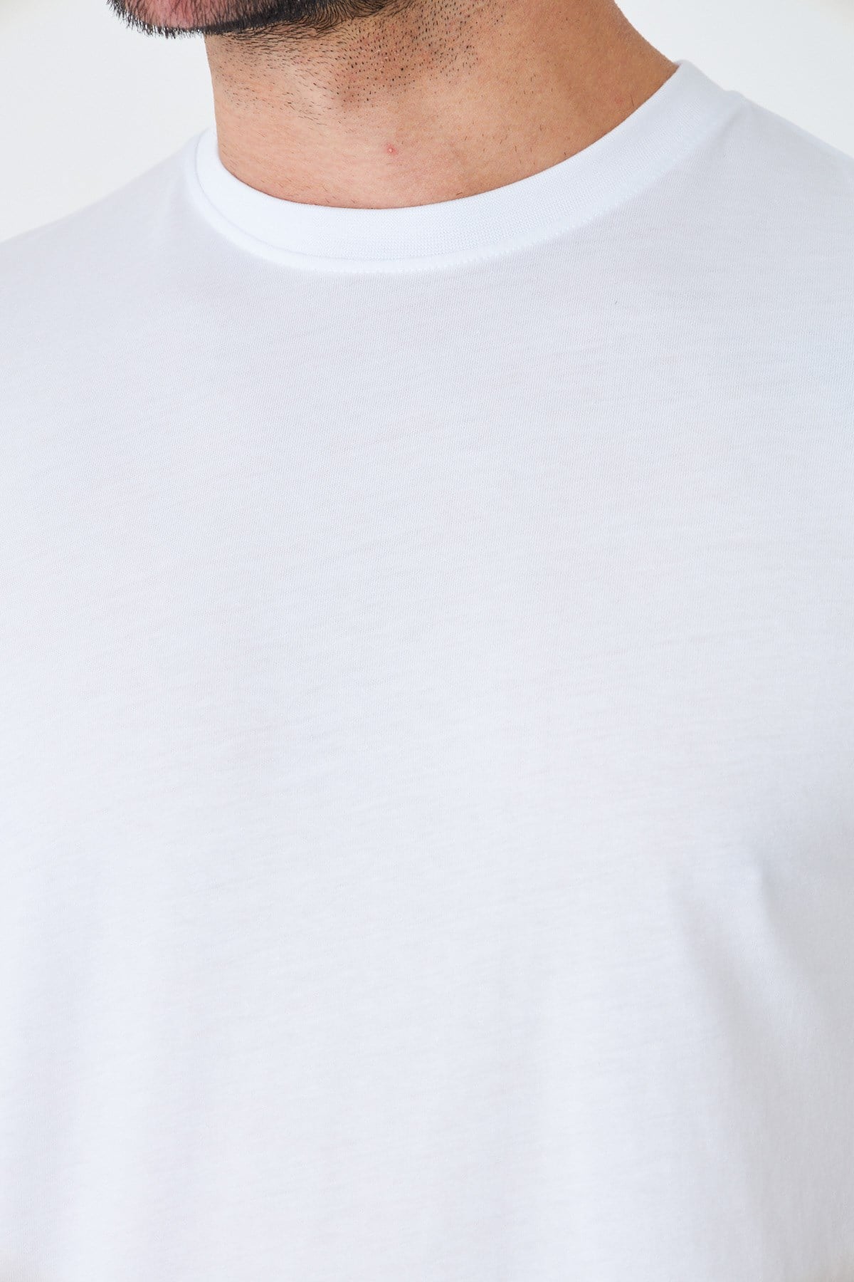 White StoneBeyaz Bisiklet Yaka Basic Erkek Tişört