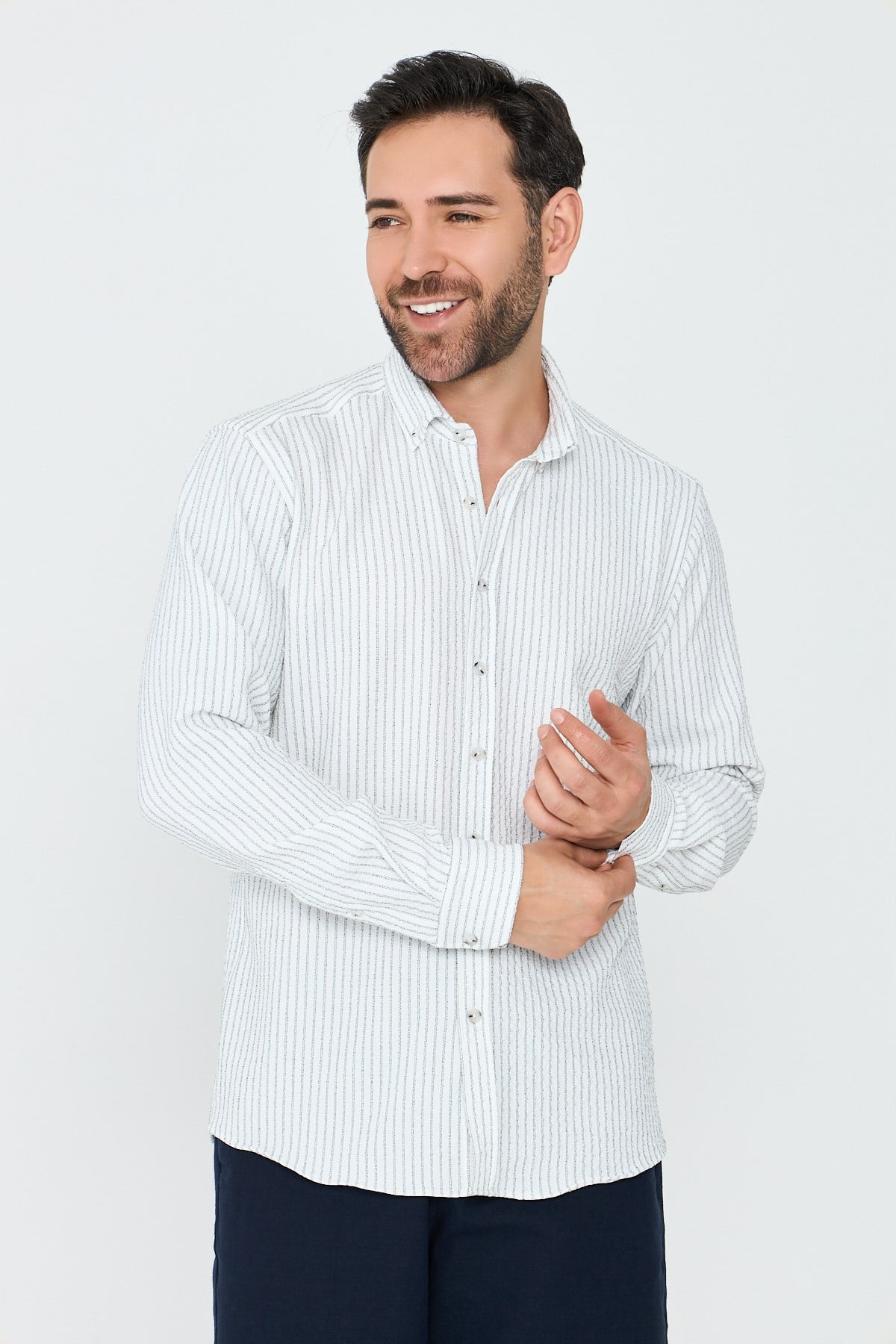 White StoneBeyaz Çizgili Dynamic Fit Erkek Uzun Kollu Gömlek
