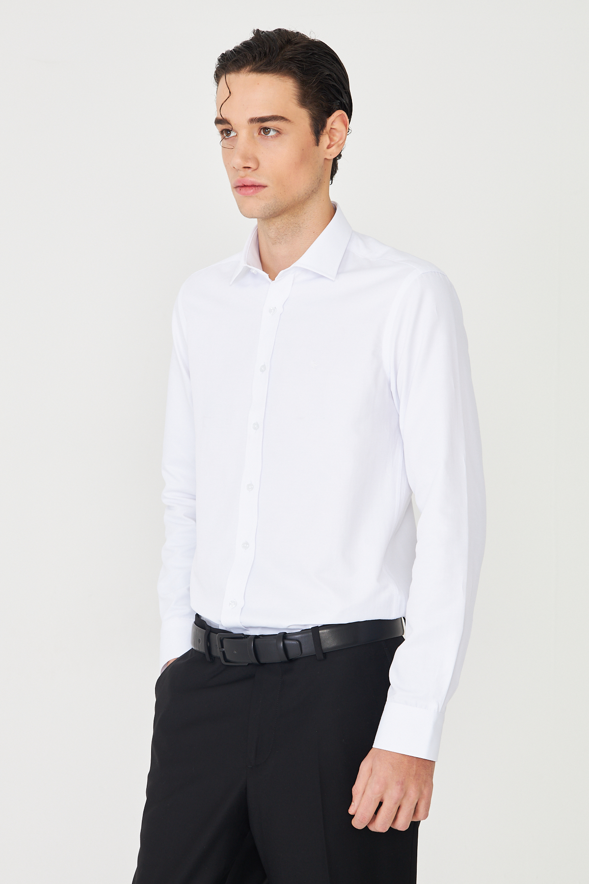 White StoneBeyaz Normal Fit Rahat Kesim Dört Mevsim Uzun Kollu Gömlek