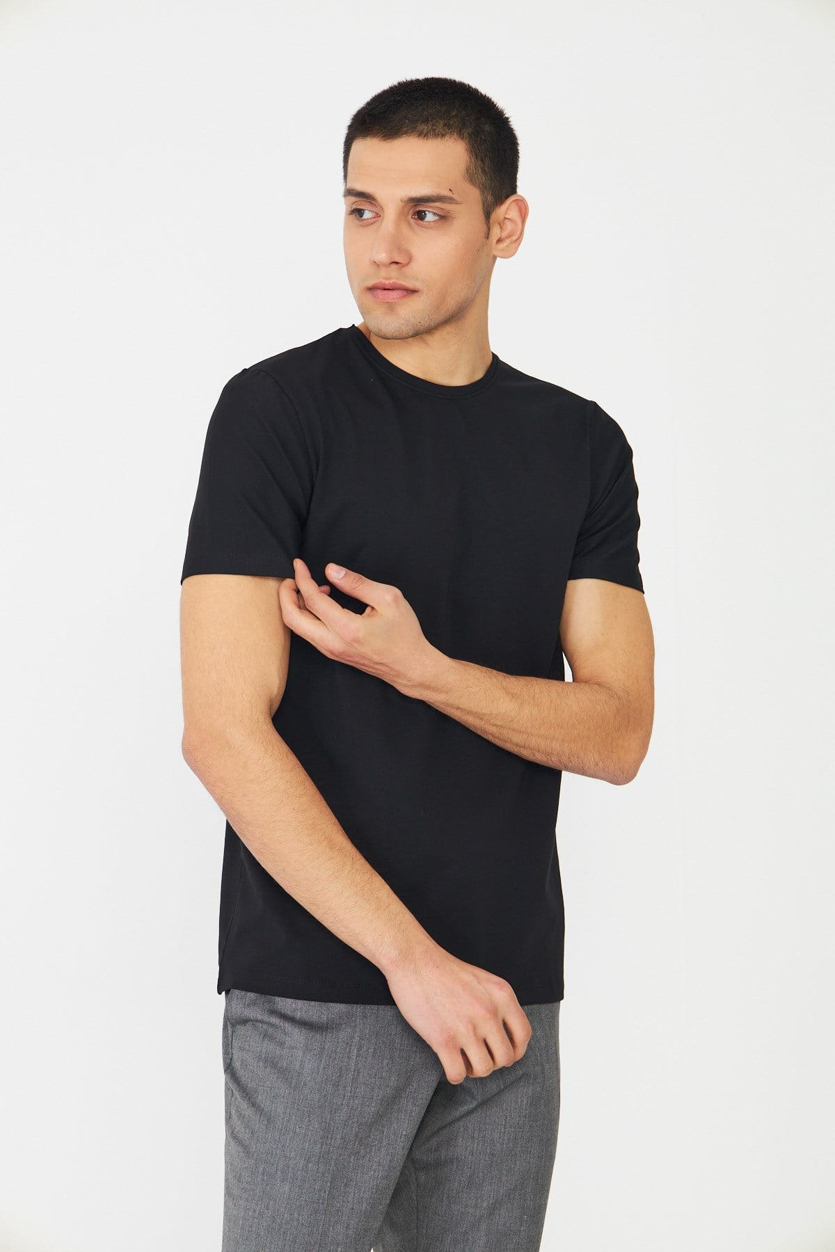 White StoneSiyah Basic Bisiklet Yaka Erkek T-Shirt