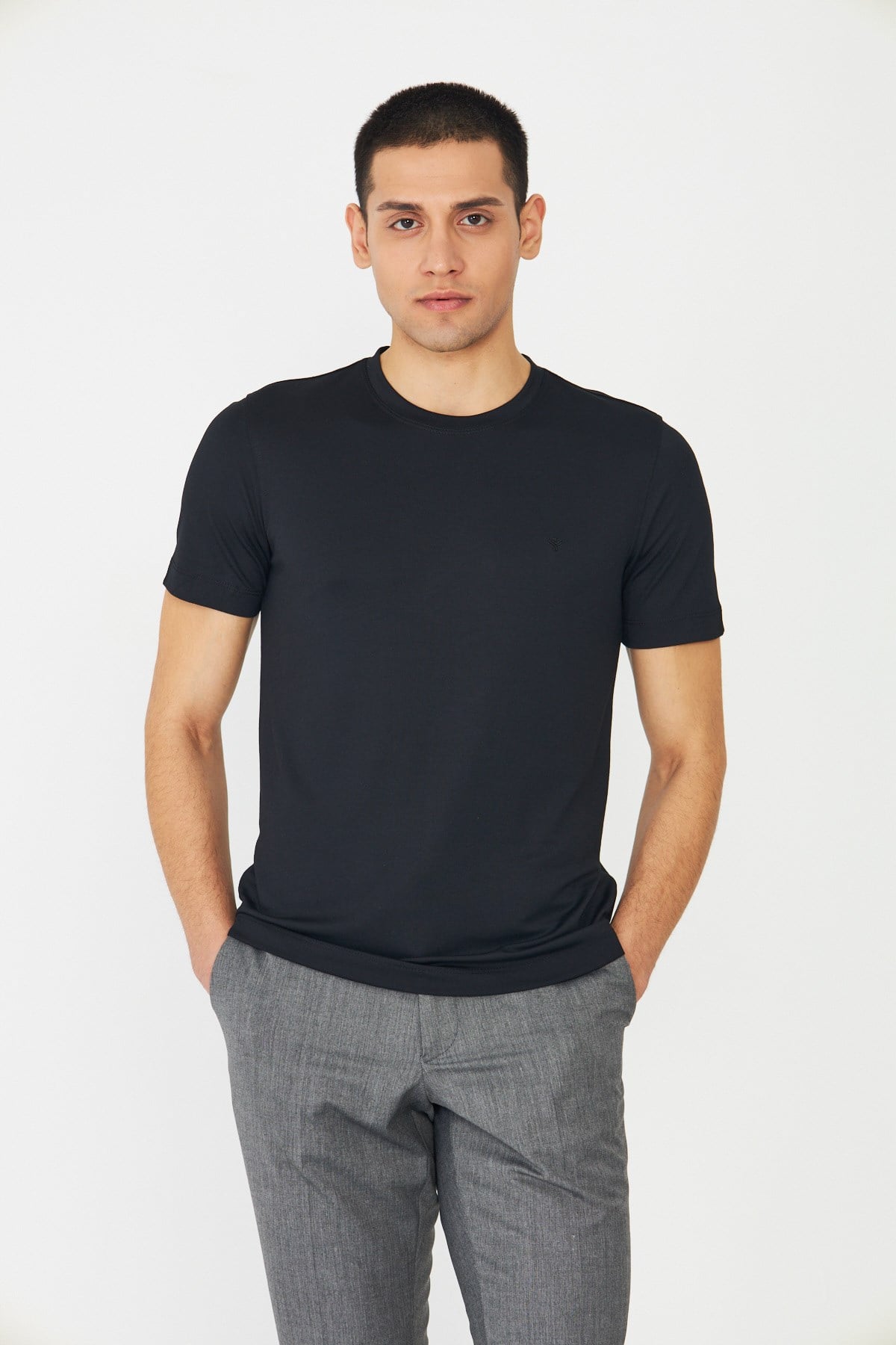 White StoneSiyah Bisiklet Yaka Basic T-shirt
