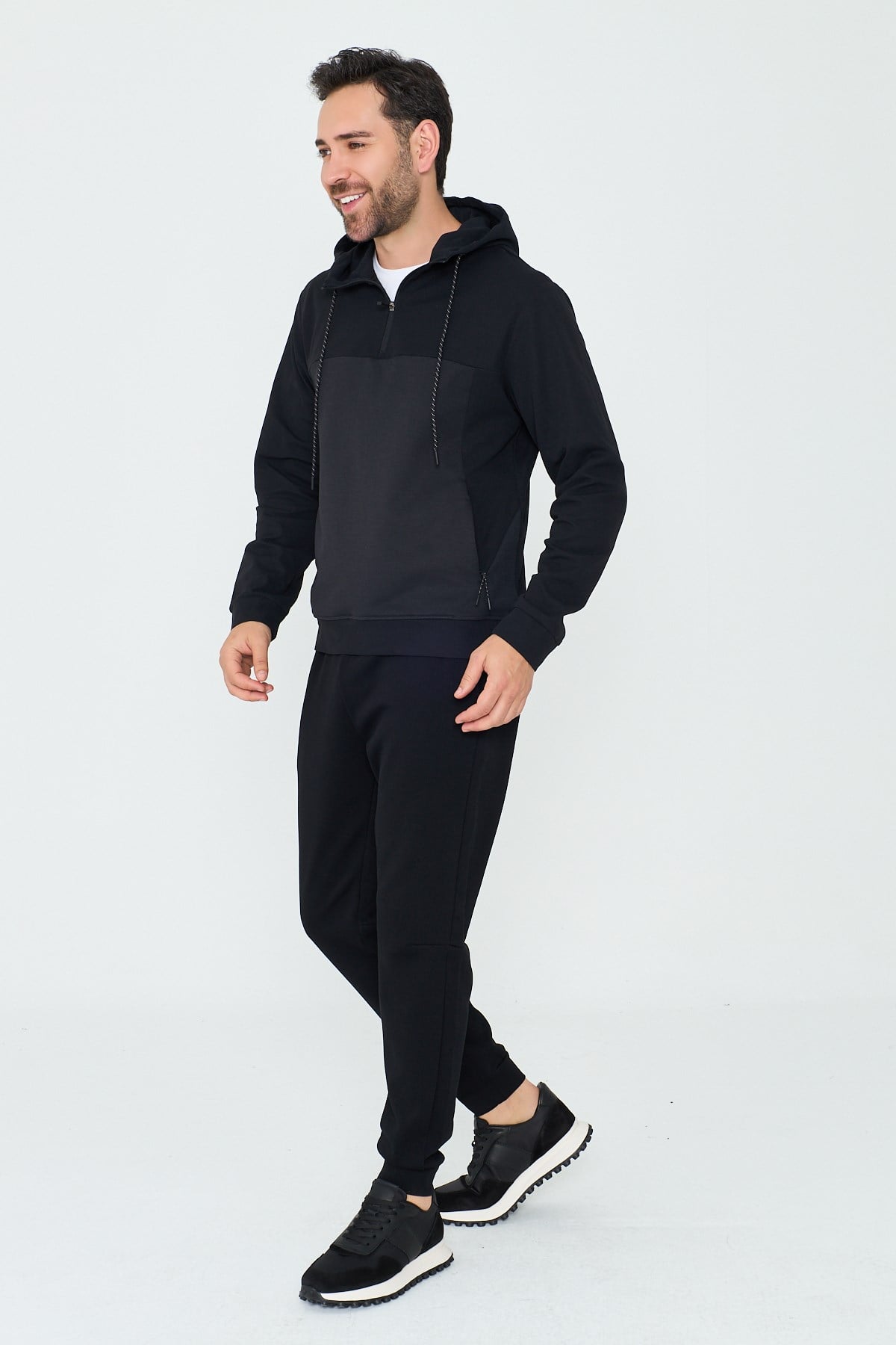 White StoneSiyah Kapüşonlu Yarım Fermuarlı Yandan Cepli Erkek Sweatshirt