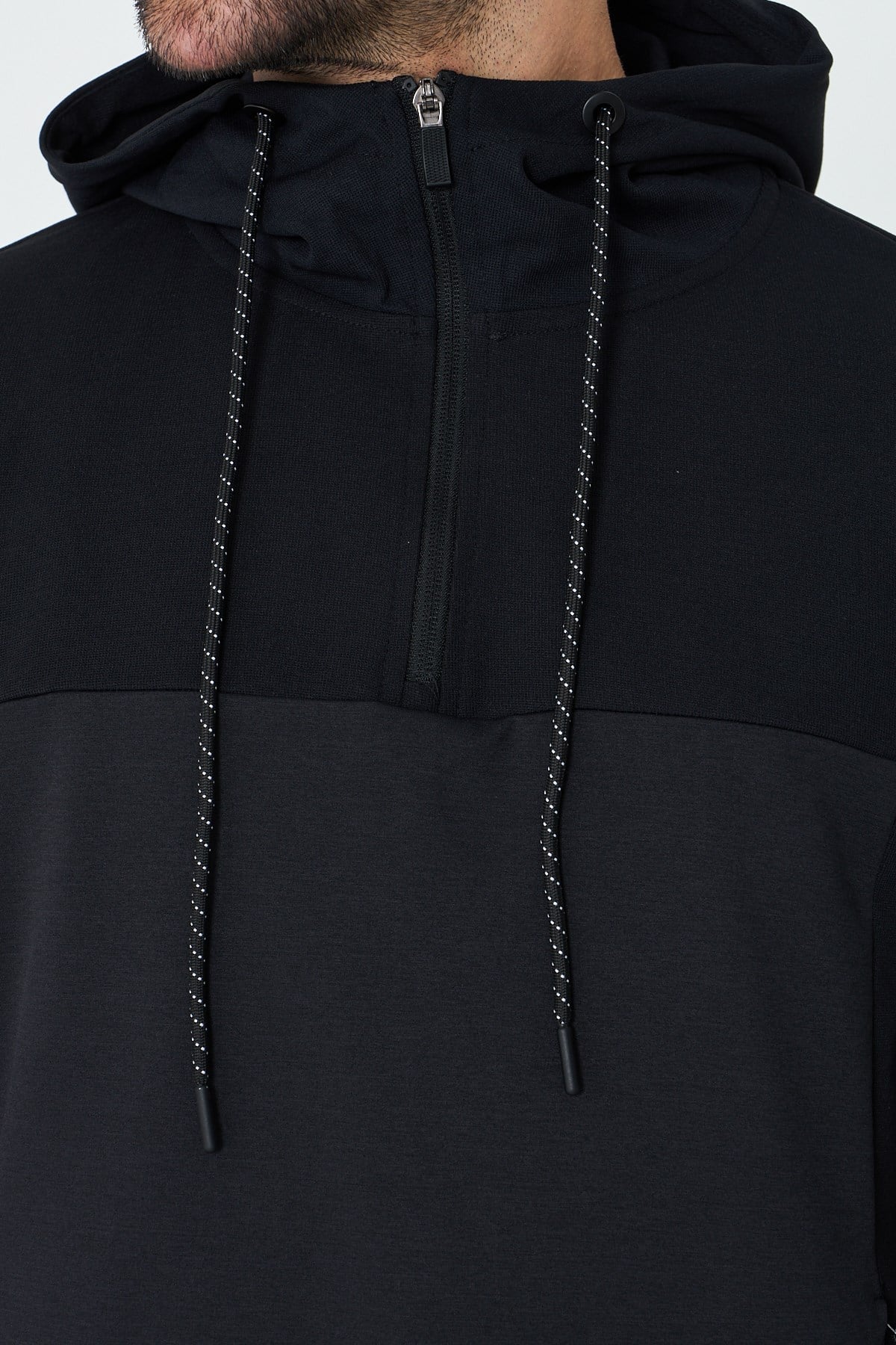 White StoneSiyah Kapüşonlu Yarım Fermuarlı Yandan Cepli Erkek Sweatshirt