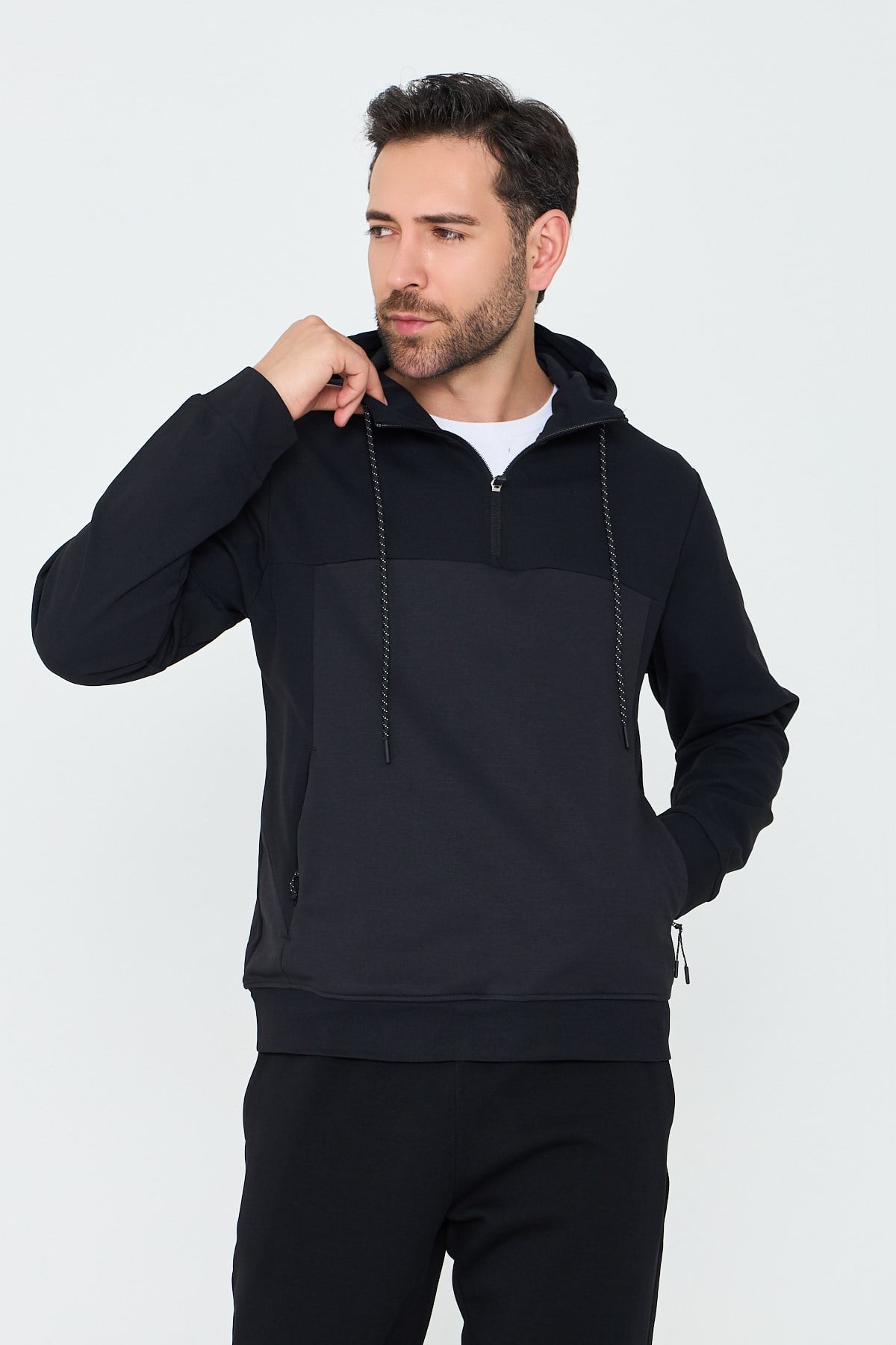 White StoneSiyah Kapüşonlu Yarım Fermuarlı Yandan Cepli Erkek Sweatshirt