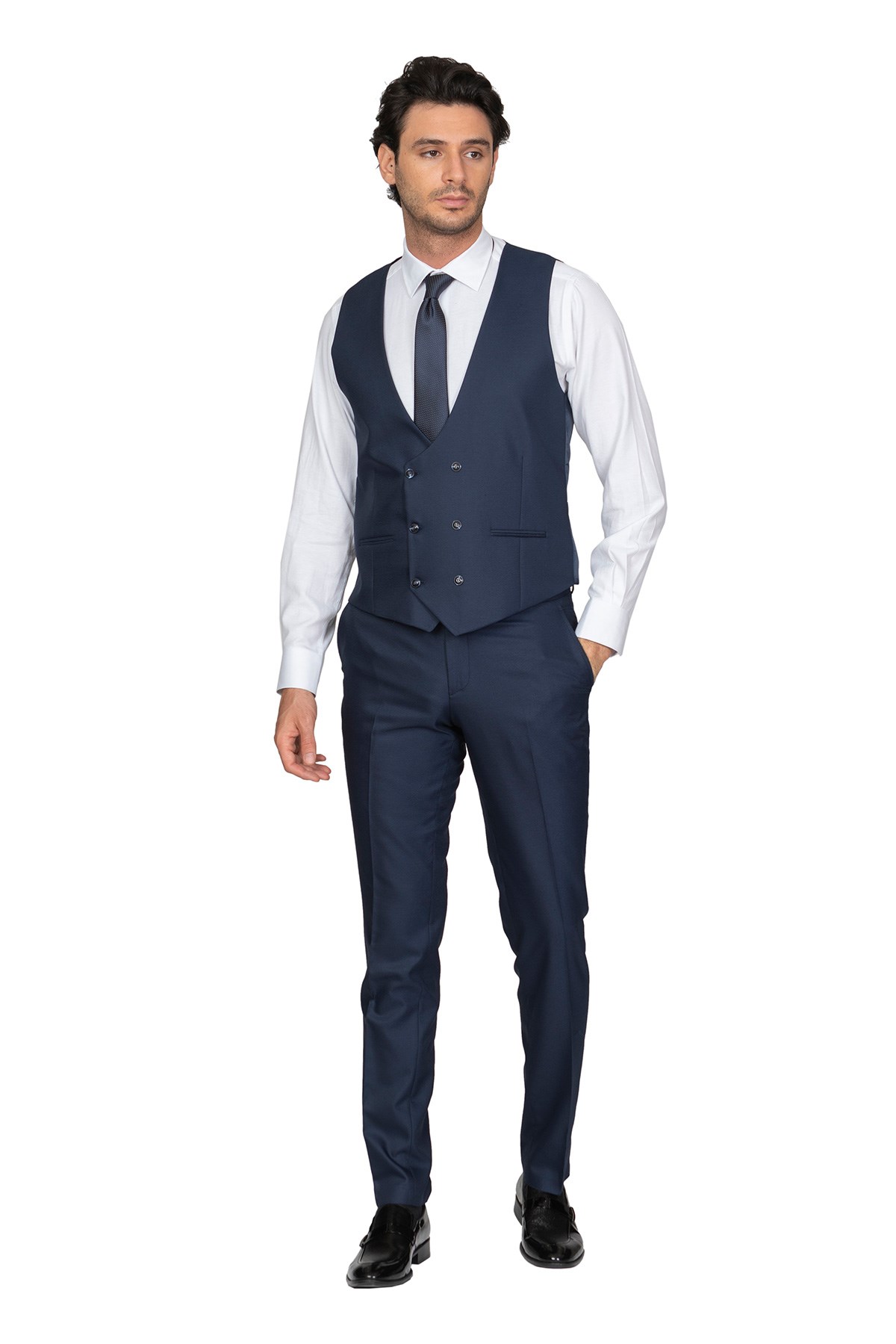 White StoneWHİTE STONE  2020-Y  %70 POLYESTER %28 VİSKON %2 LİKRA YELEKLİ TAKIM ELBİSE  033 KALIP  DESENLİ