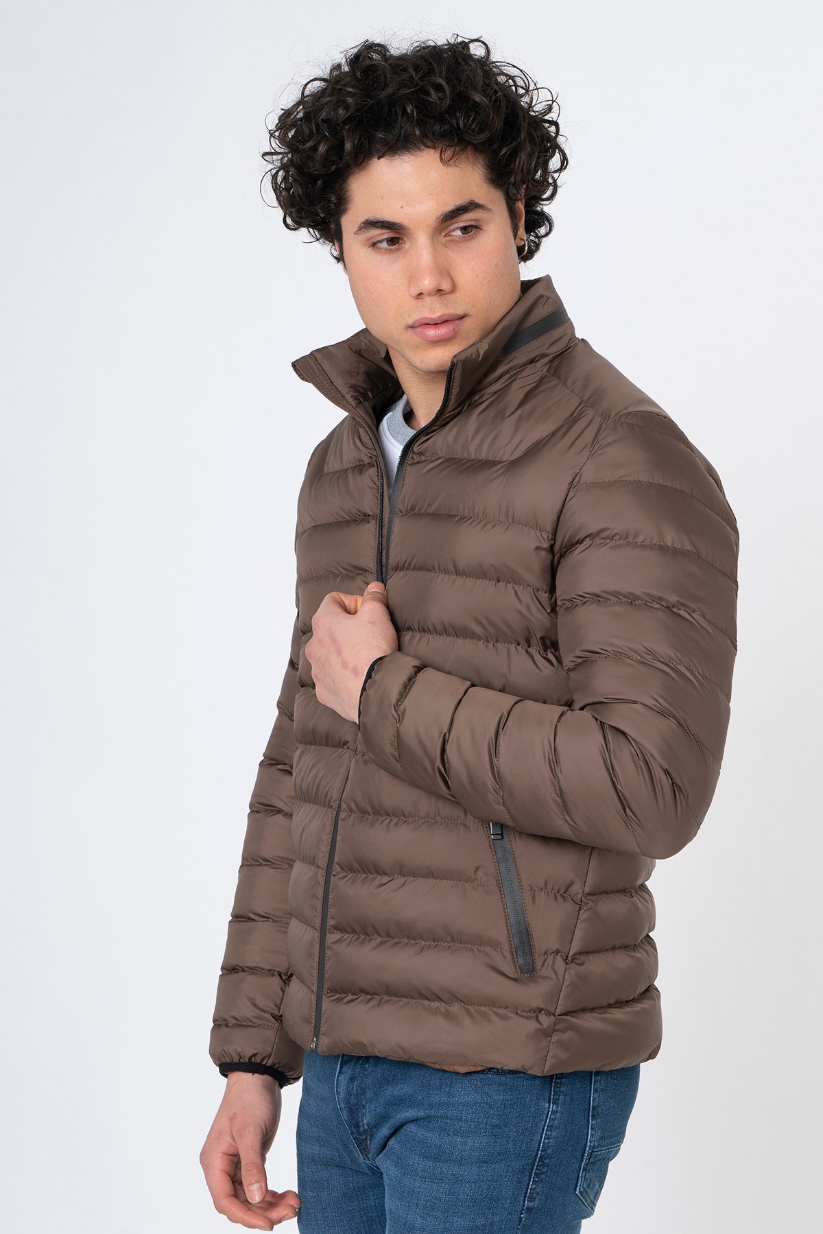 White StoneWHİTE STONE  2022-K  9458 KABAN    VİZON