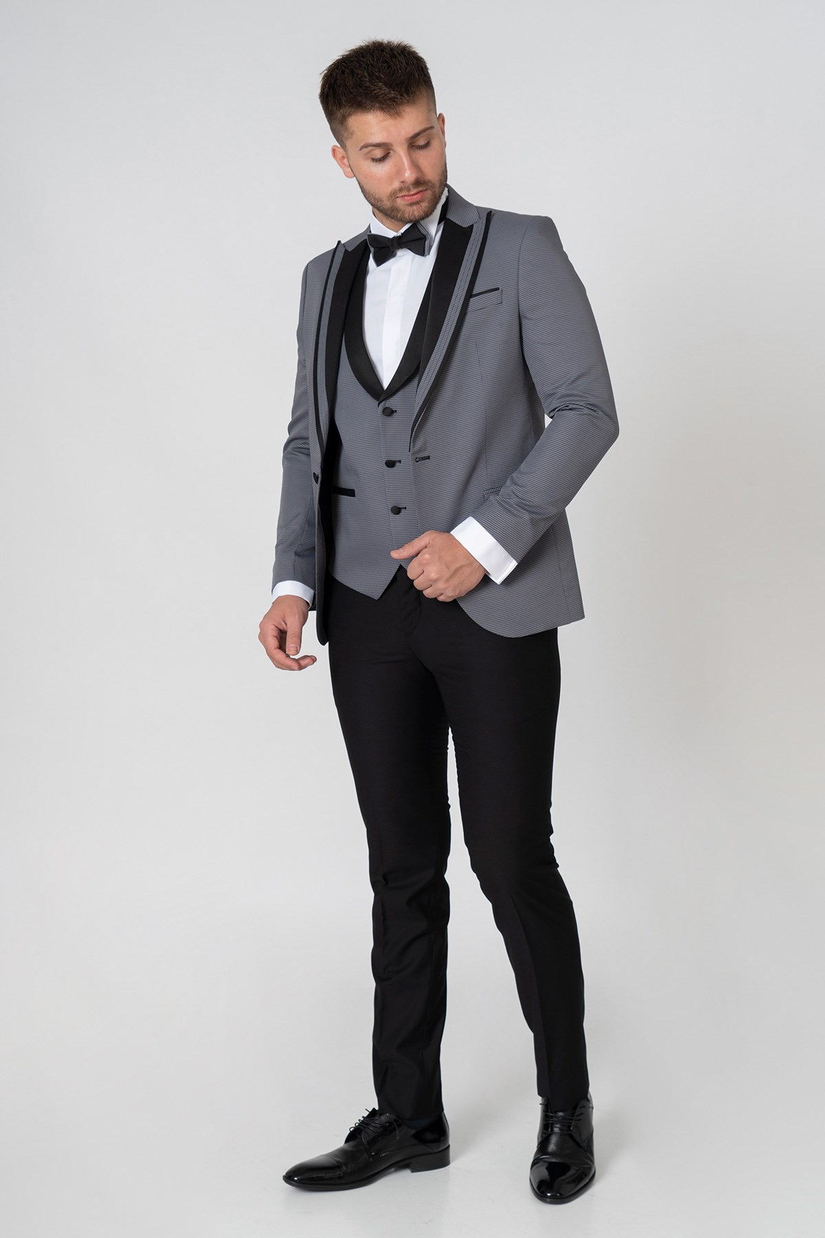 White StoneWHİTE STONE  2022-Y  D106  DAMATLIK DESENLİ  TAKIM ELBİSE  133 KALIP REGULAR  DES GRİ