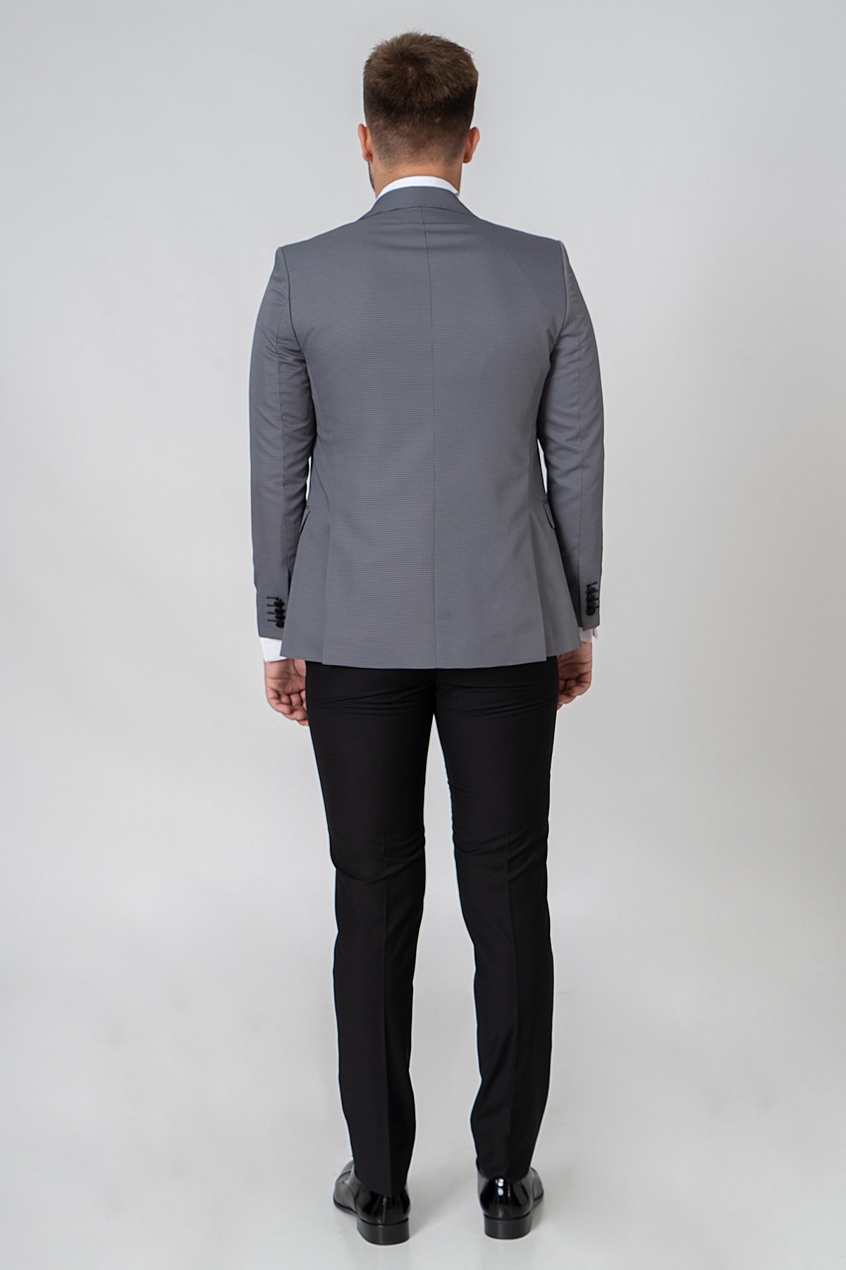 White StoneWHİTE STONE  2022-Y  D106  DAMATLIK DESENLİ  TAKIM ELBİSE  133 KALIP REGULAR  DES GRİ