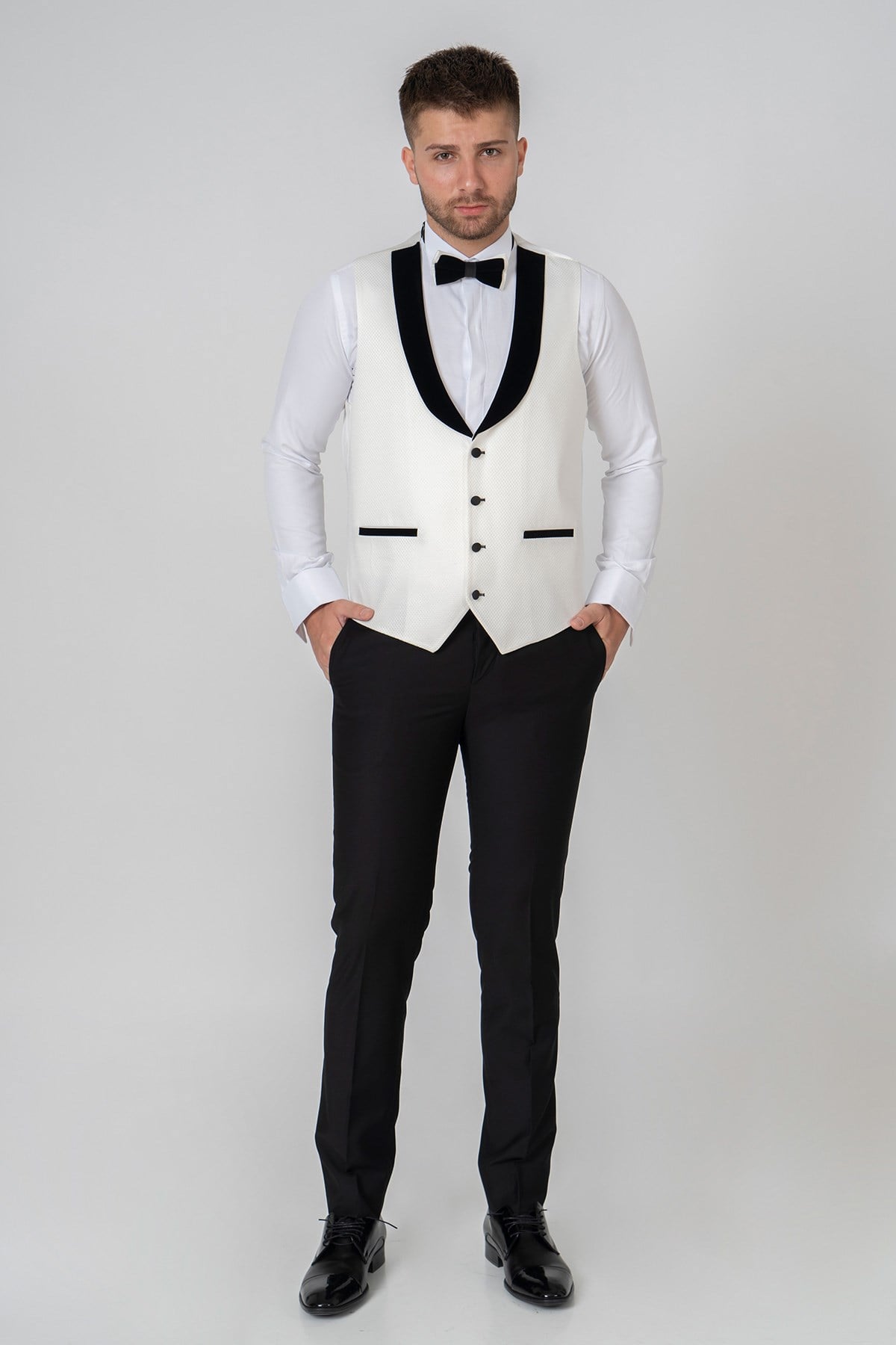 White StoneWHİTE STONE  2022-Y  D109  DAMATLIK DESENLİ  TAKIM ELBİSE  133 KALIP REGULAR  DES BEYAZ