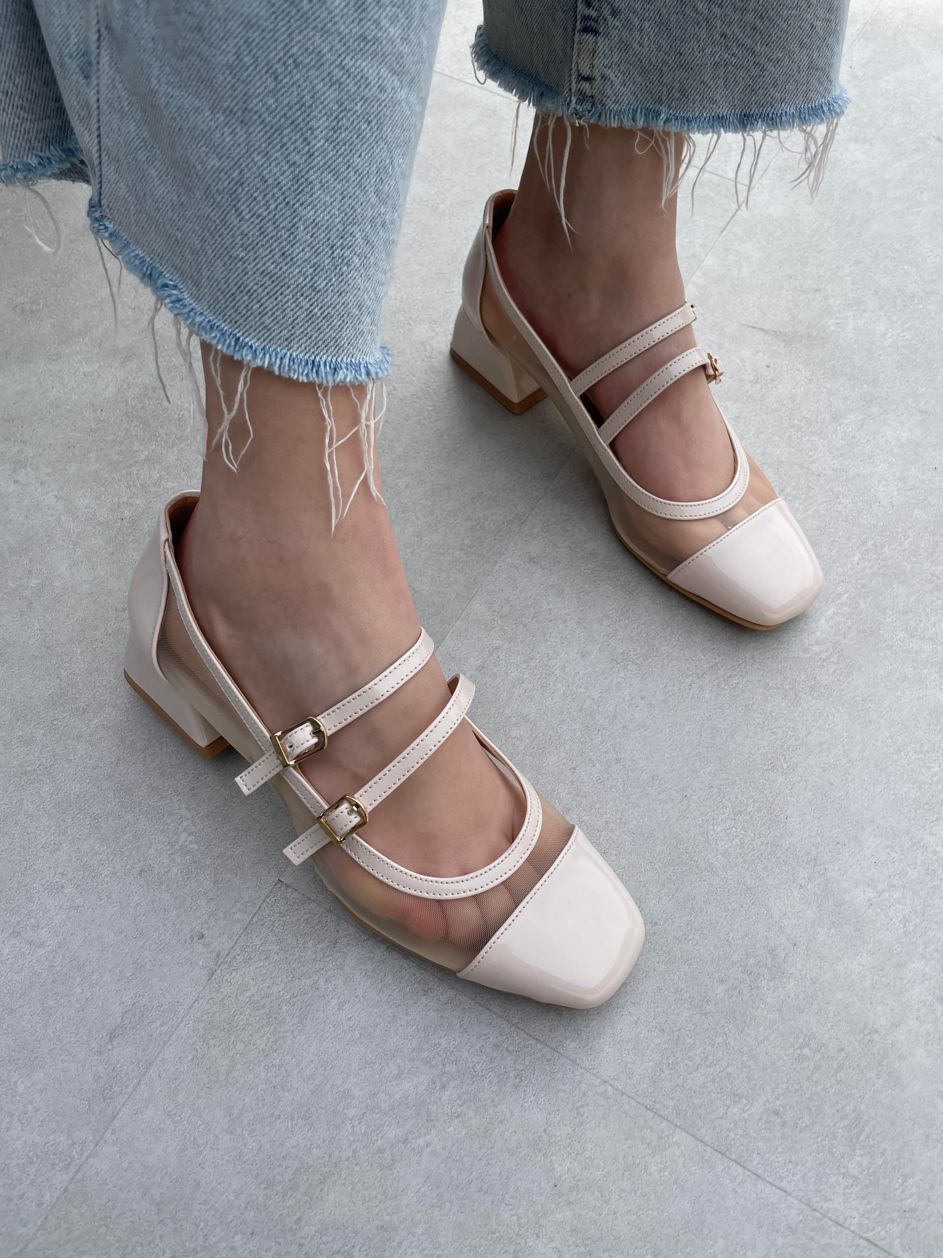 Clara Tül Detaylı Bej Rugan Babet