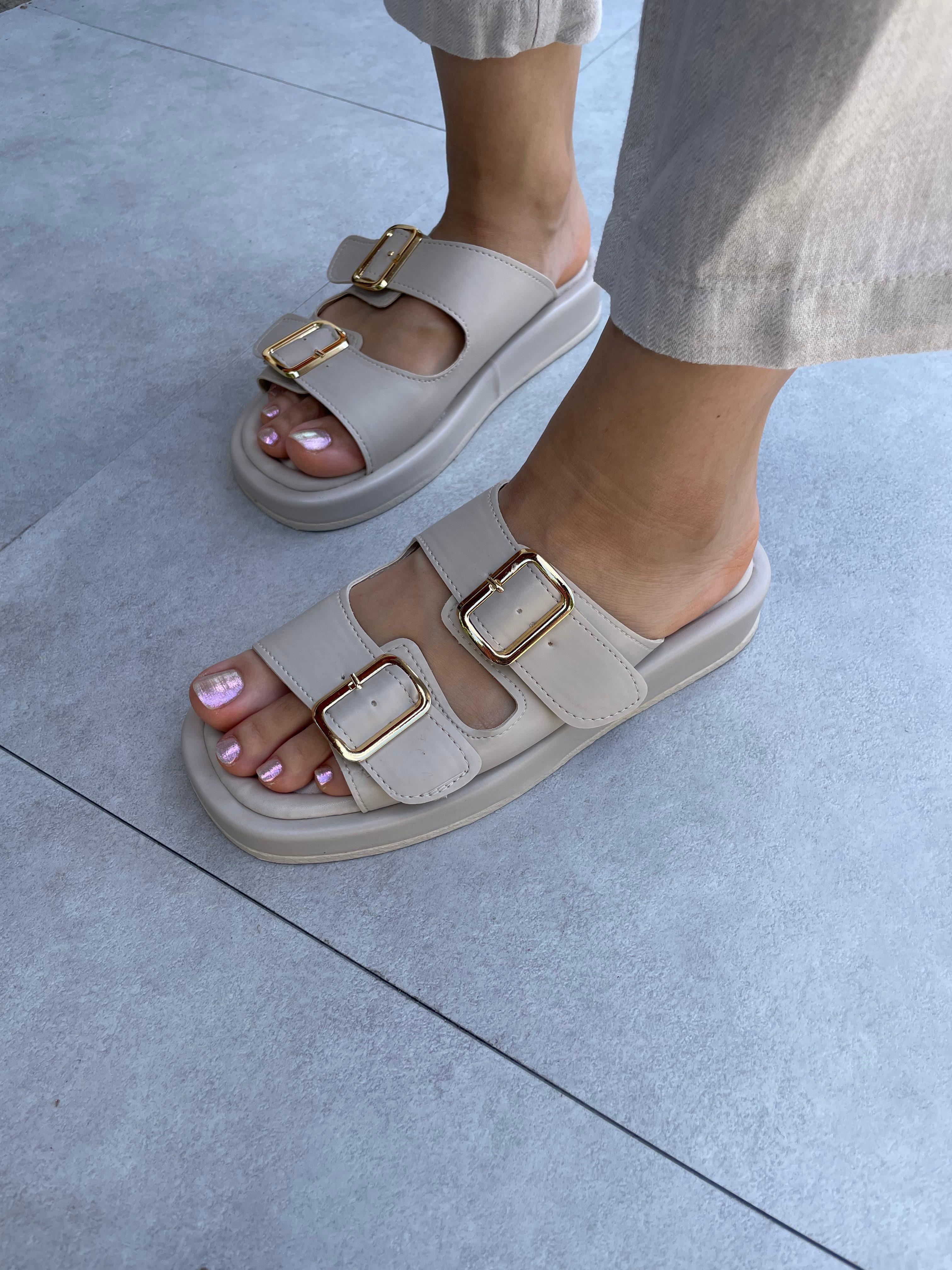 Nora Bej Renk Toka Detaylı Pufidik Taban Terlik