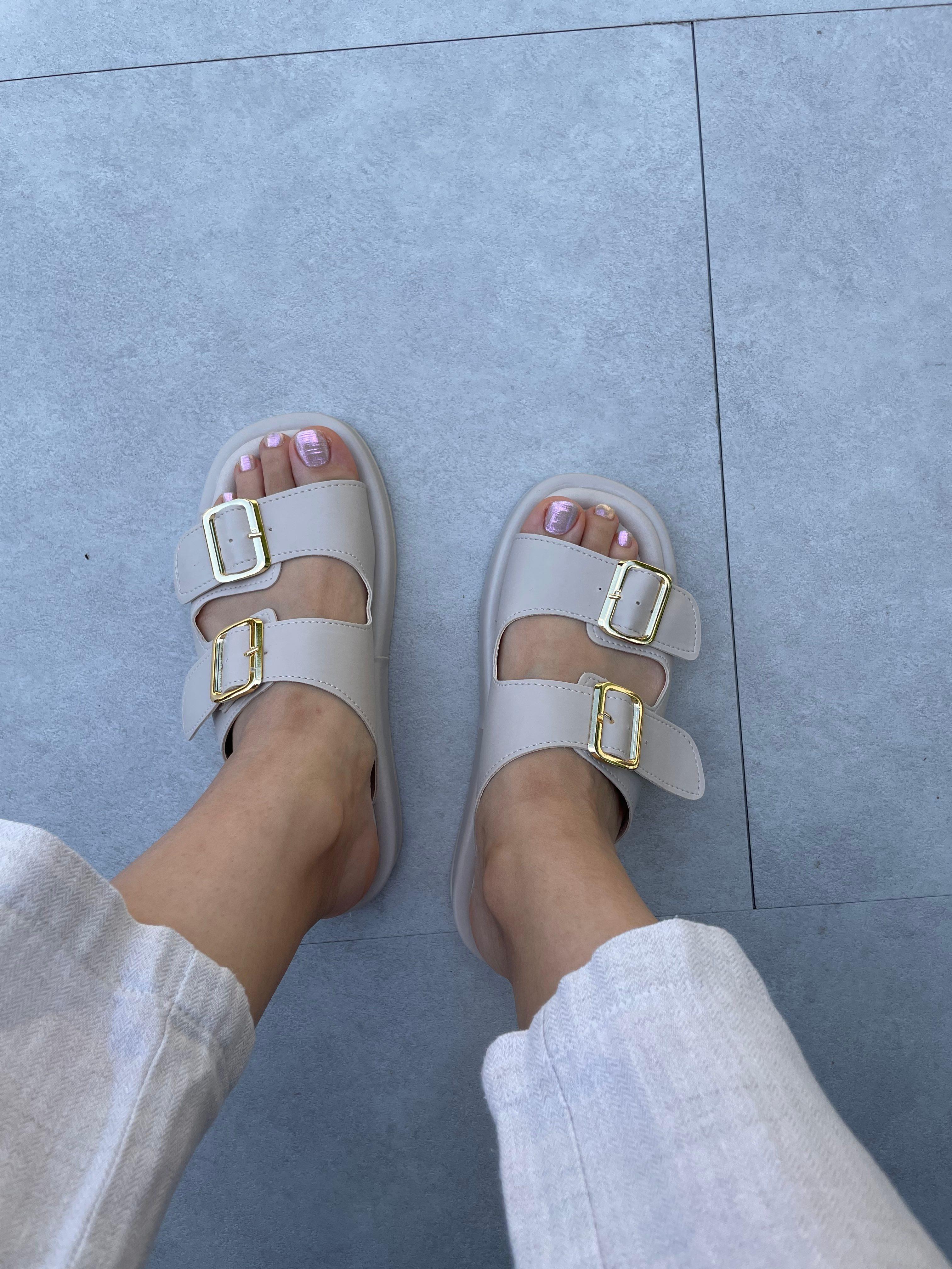 Nora Bej Renk Toka Detaylı Pufidik Taban Terlik