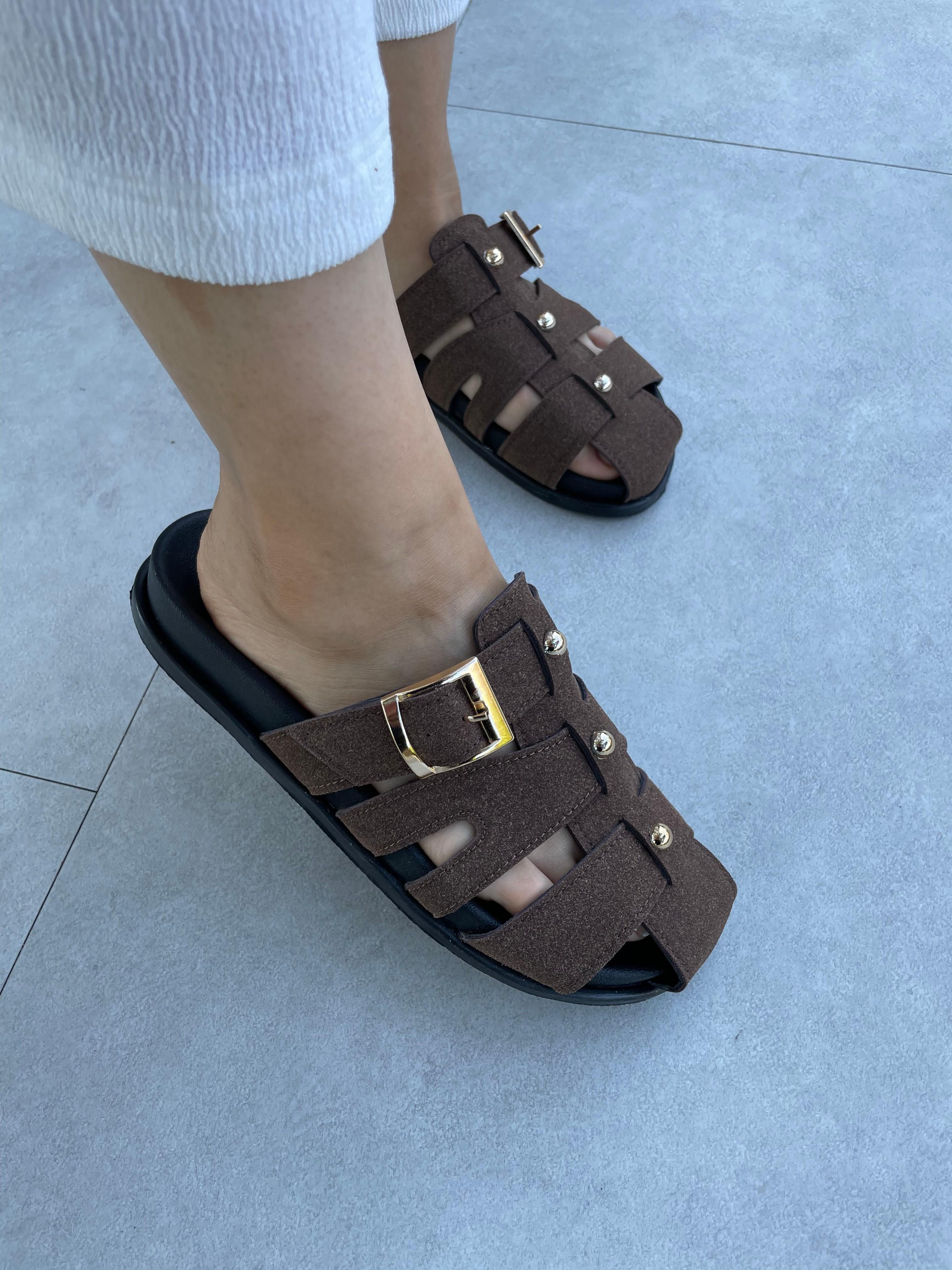 Pia Acı Kahve Süet Boncuk Detaylı Terlik