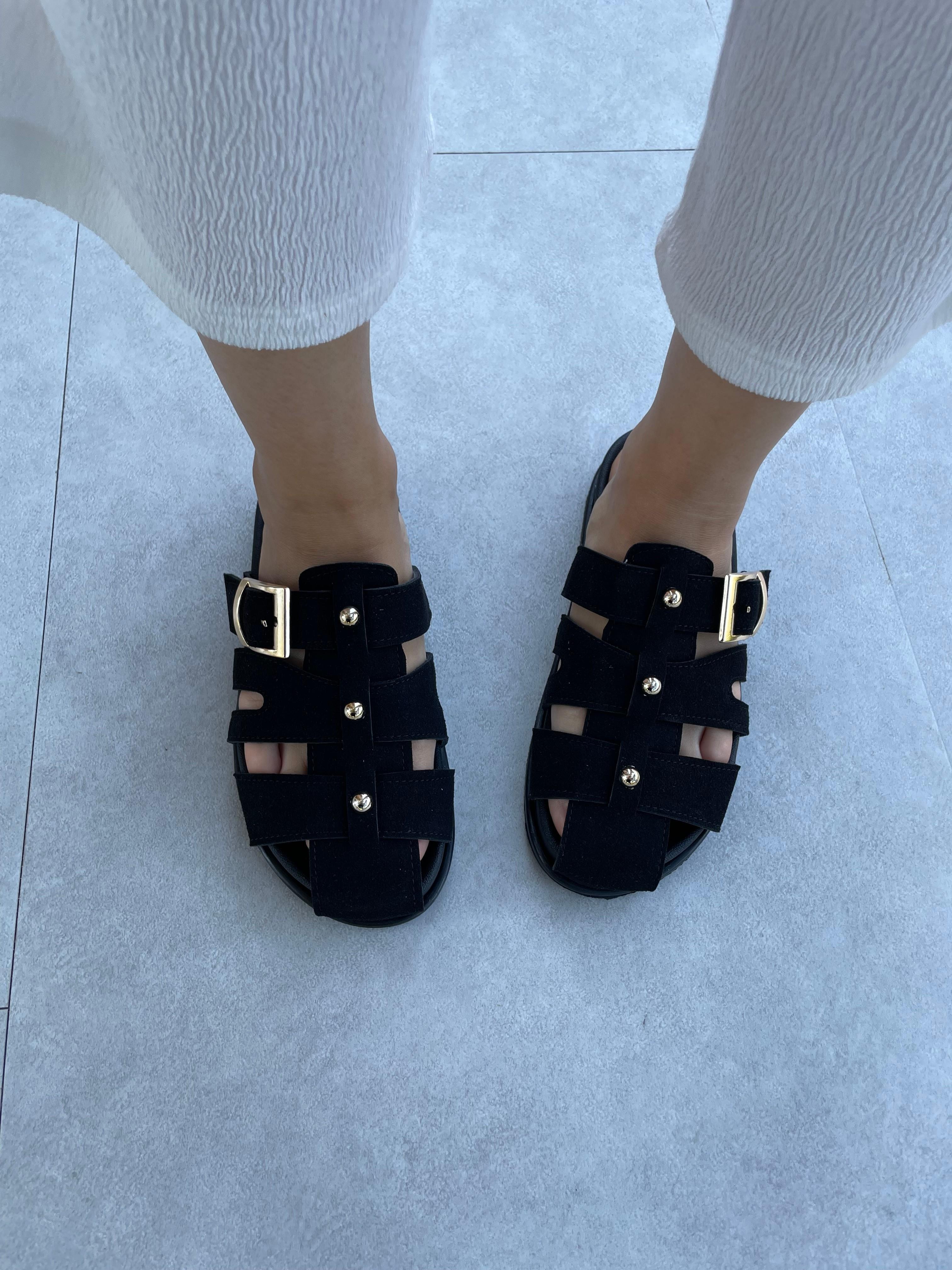 Pia Siyah Süet Boncuk Detaylı Terlik