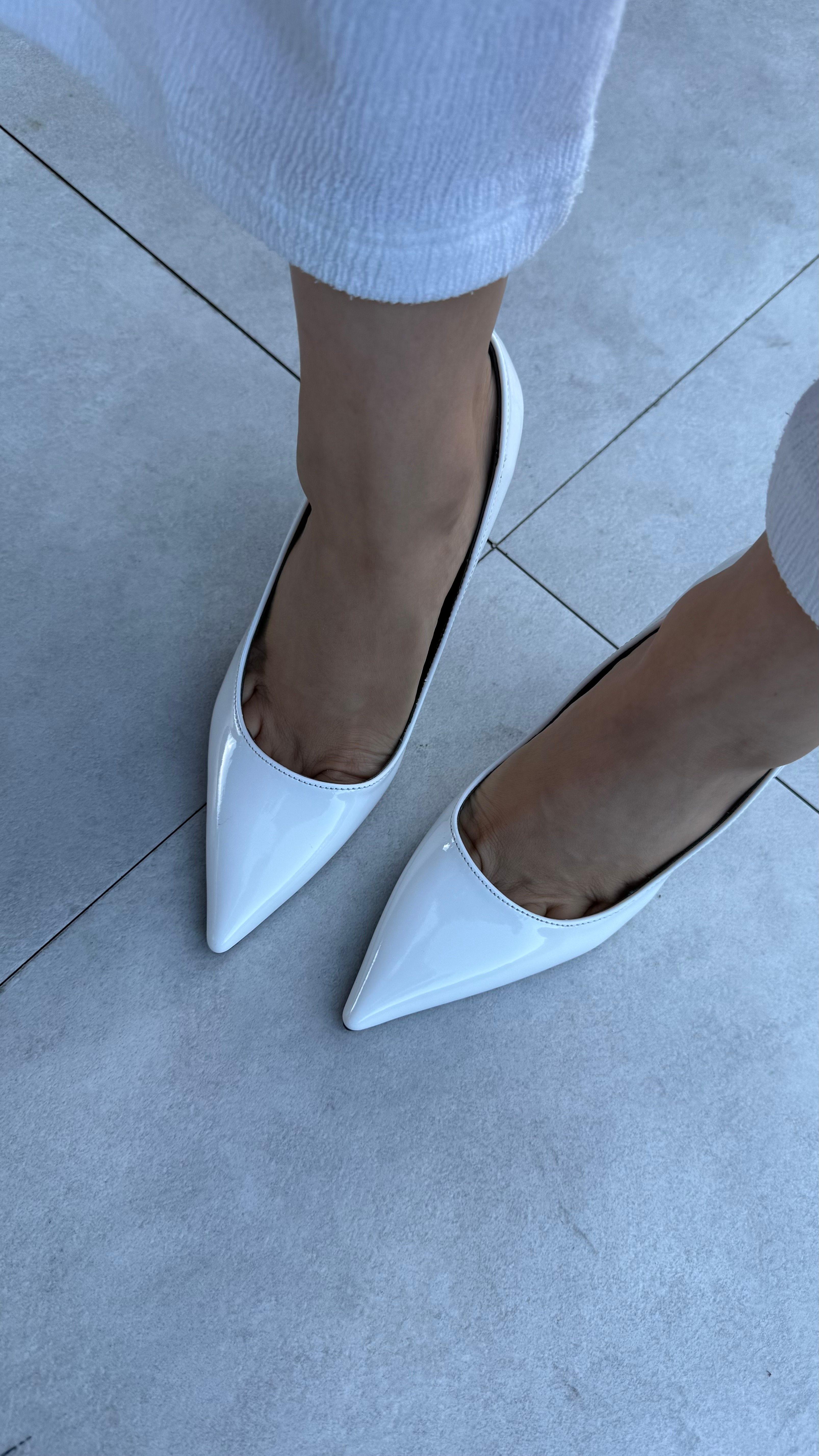 Stacy Beyaz Rugan Kadın Stiletto