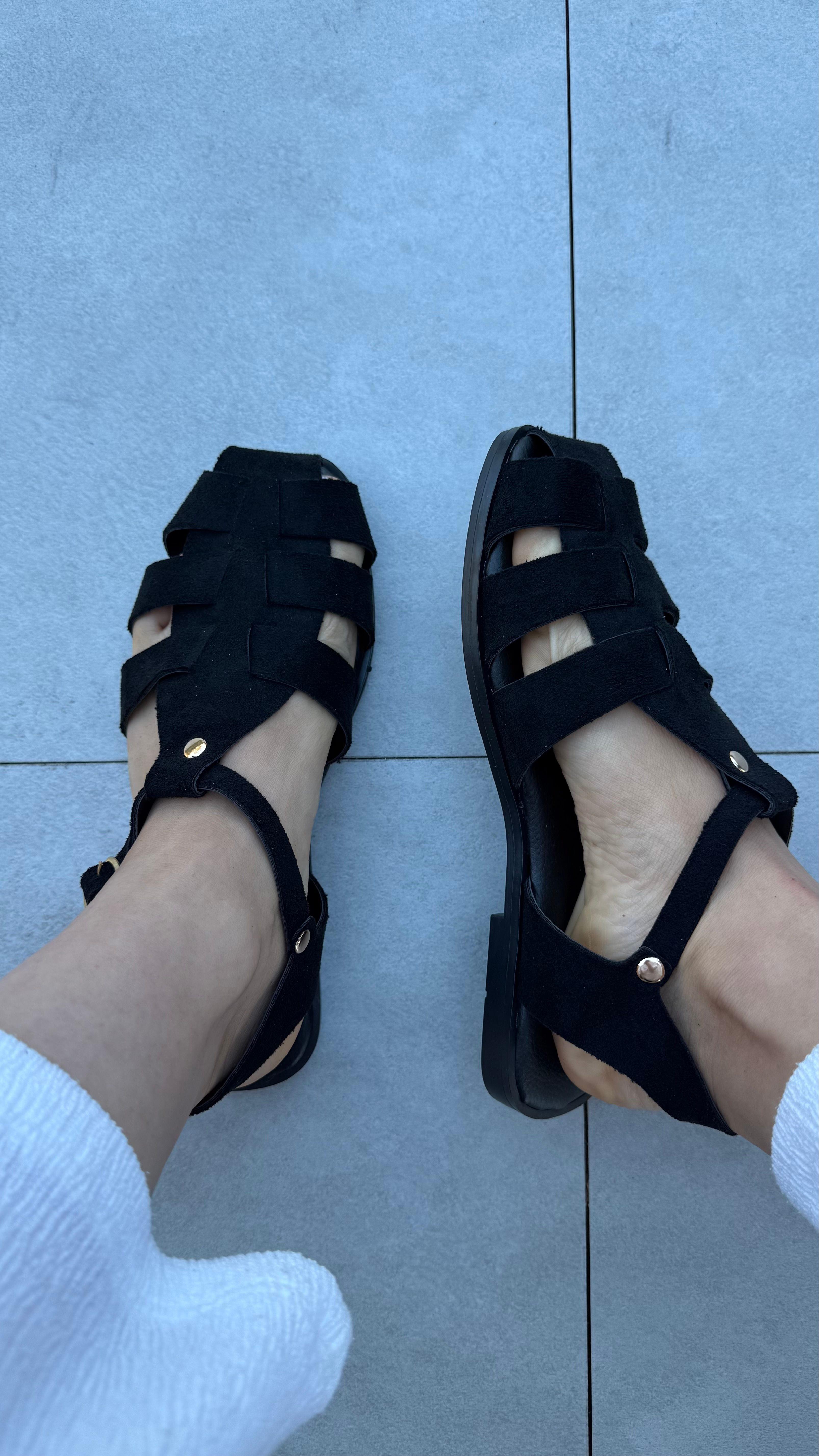UNA SİYAH SÜET DÜZ TABAN KADIN SANDALET
