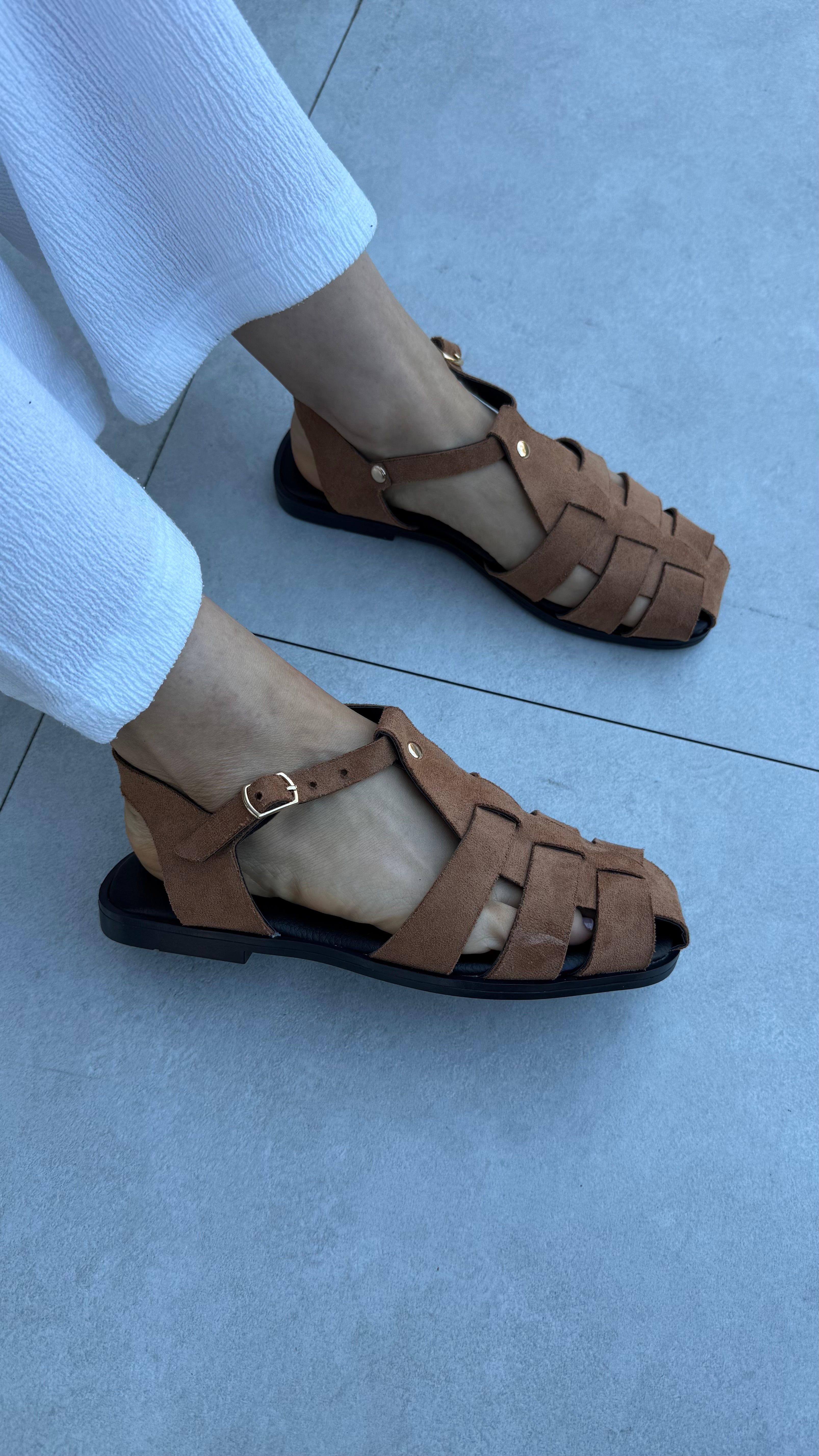 UNA TABA SÜET DÜZ TABAN KADIN SANDALET