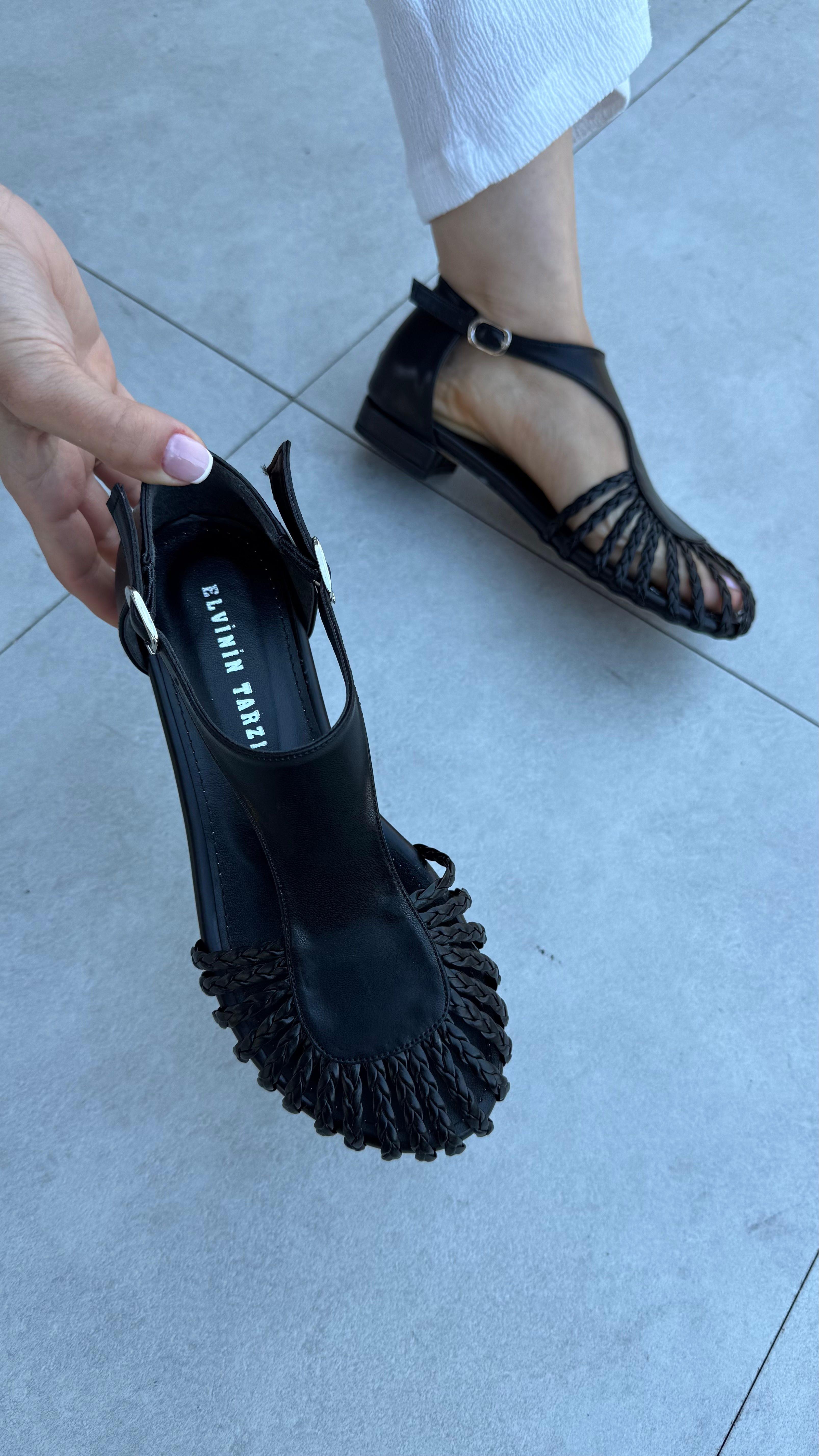 VENO SİYAH SANDALET