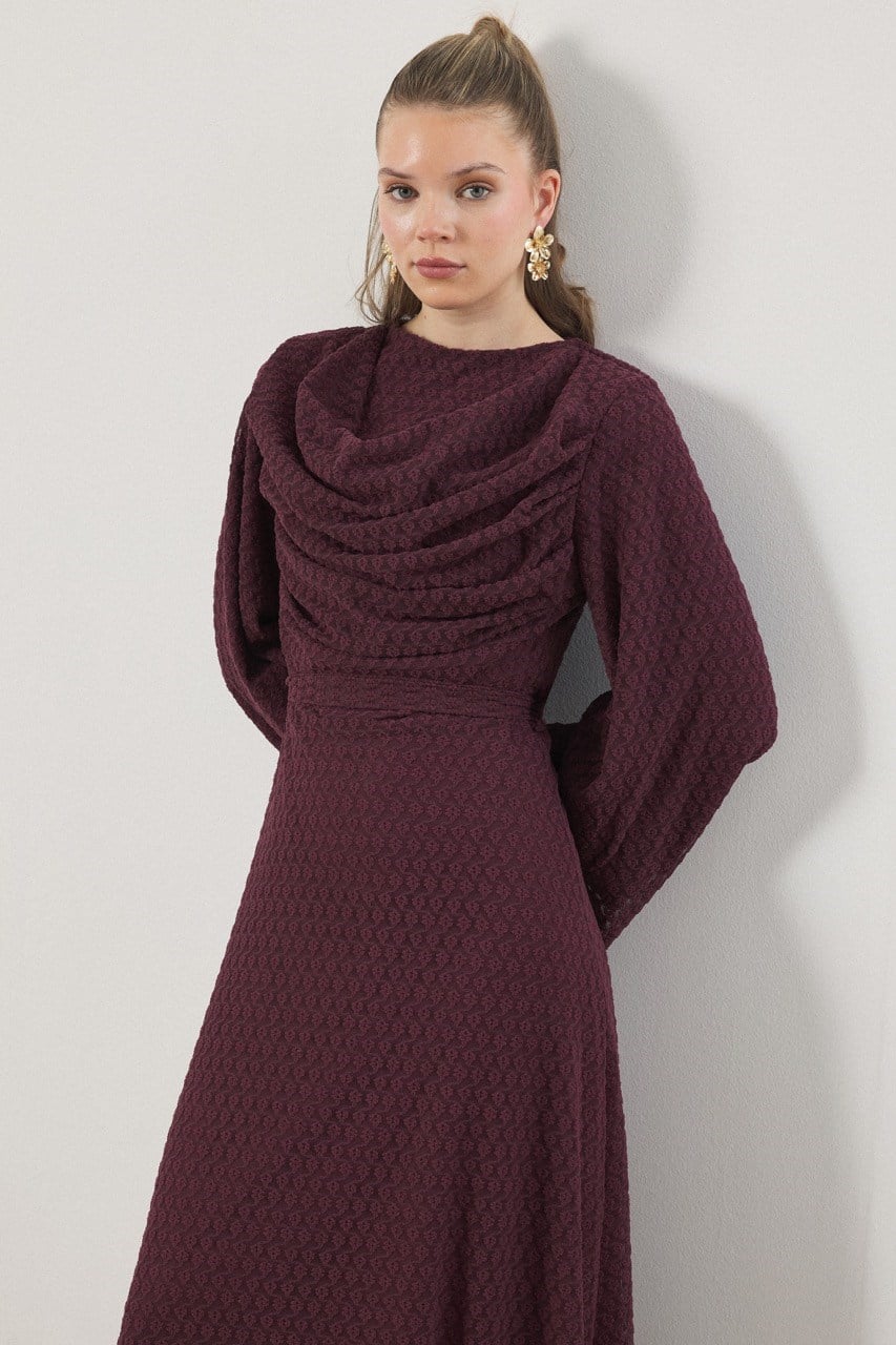 Degaje Yaka Dantel Elbise - Mürdüm