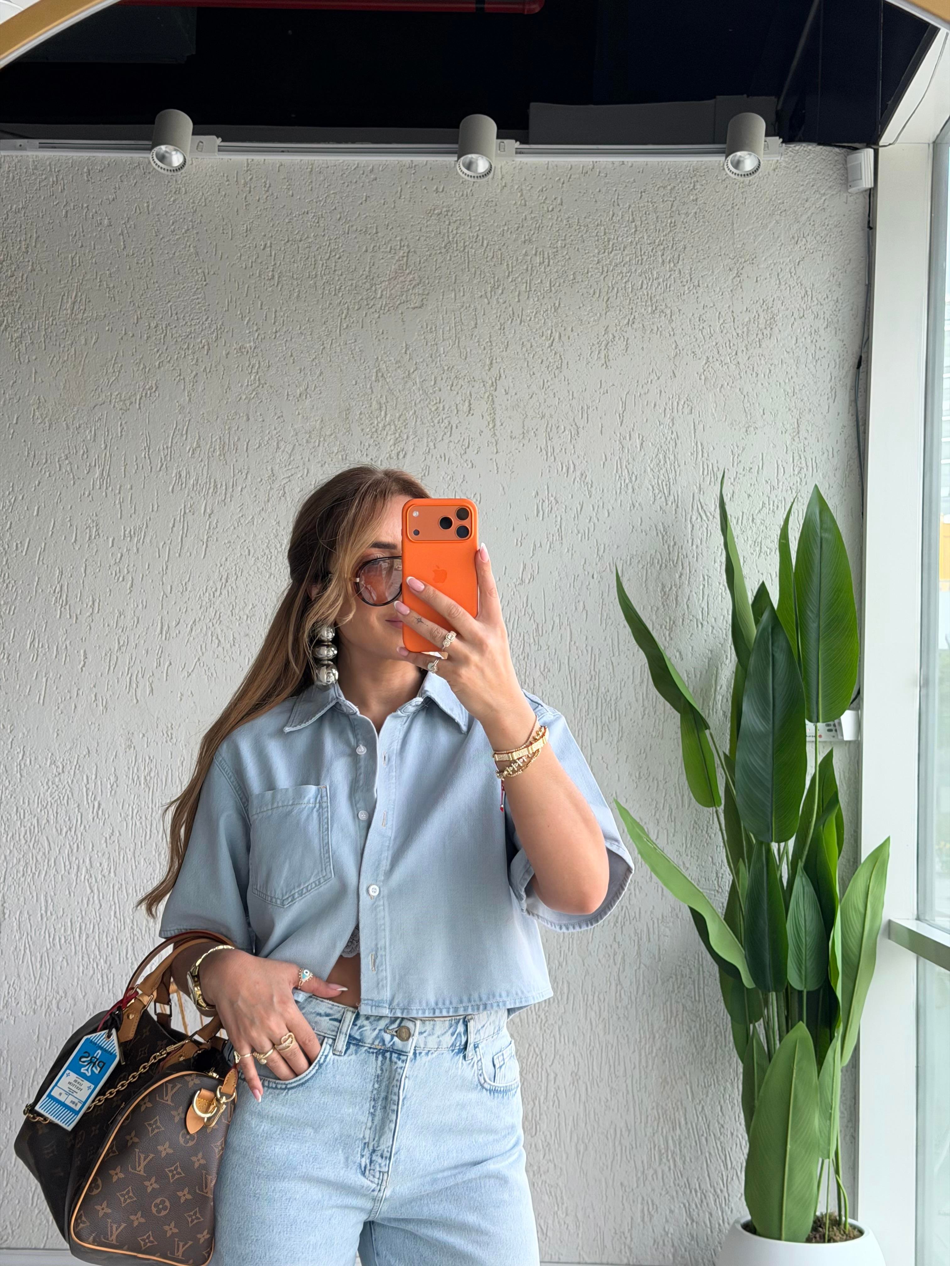 Açık Mavi Denim Kısa Gömlek