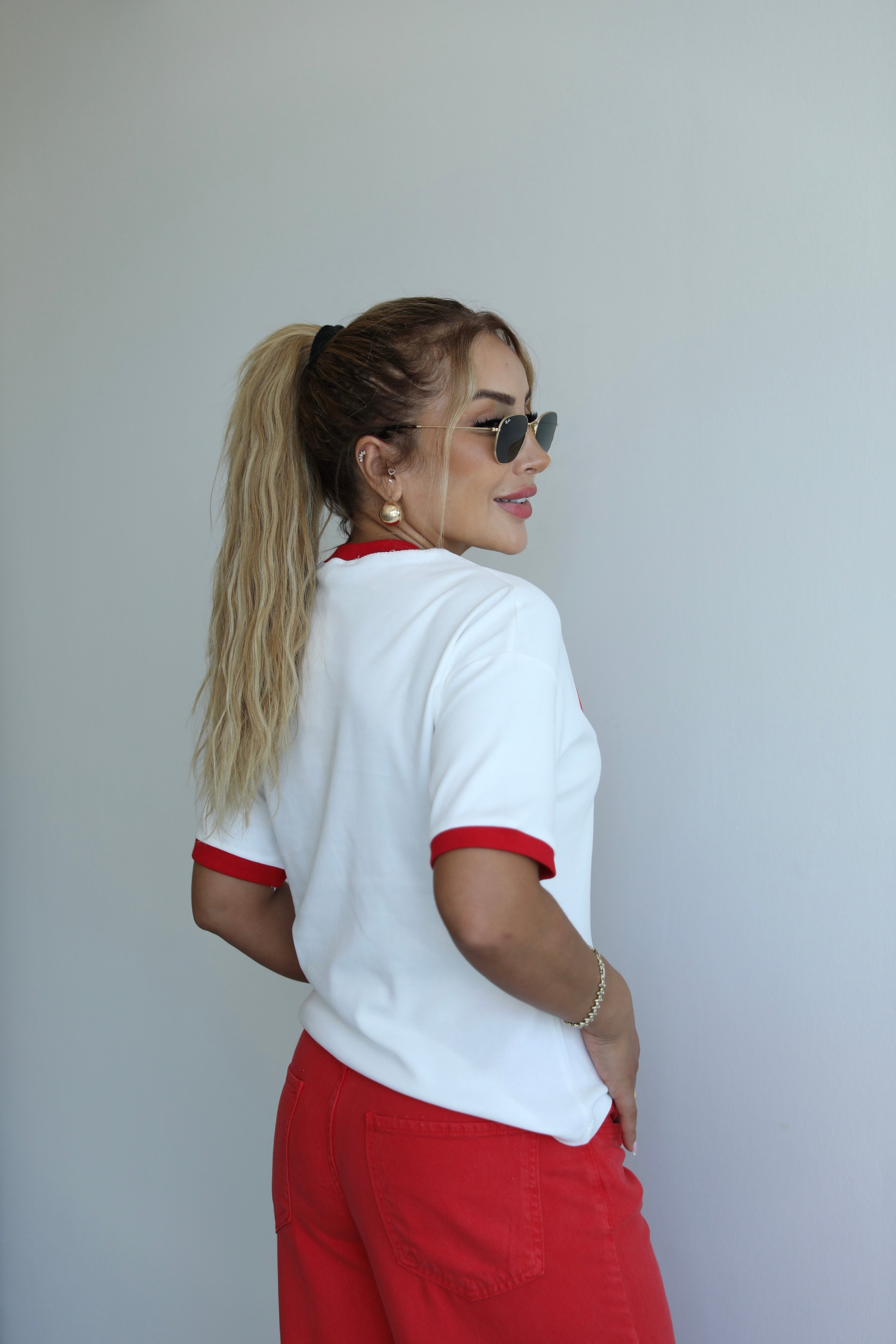 Beyaz Kırmızı Yazılı T-shirt 